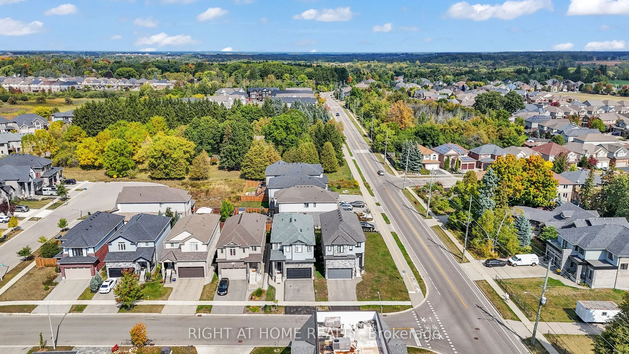 321 Carriage Way