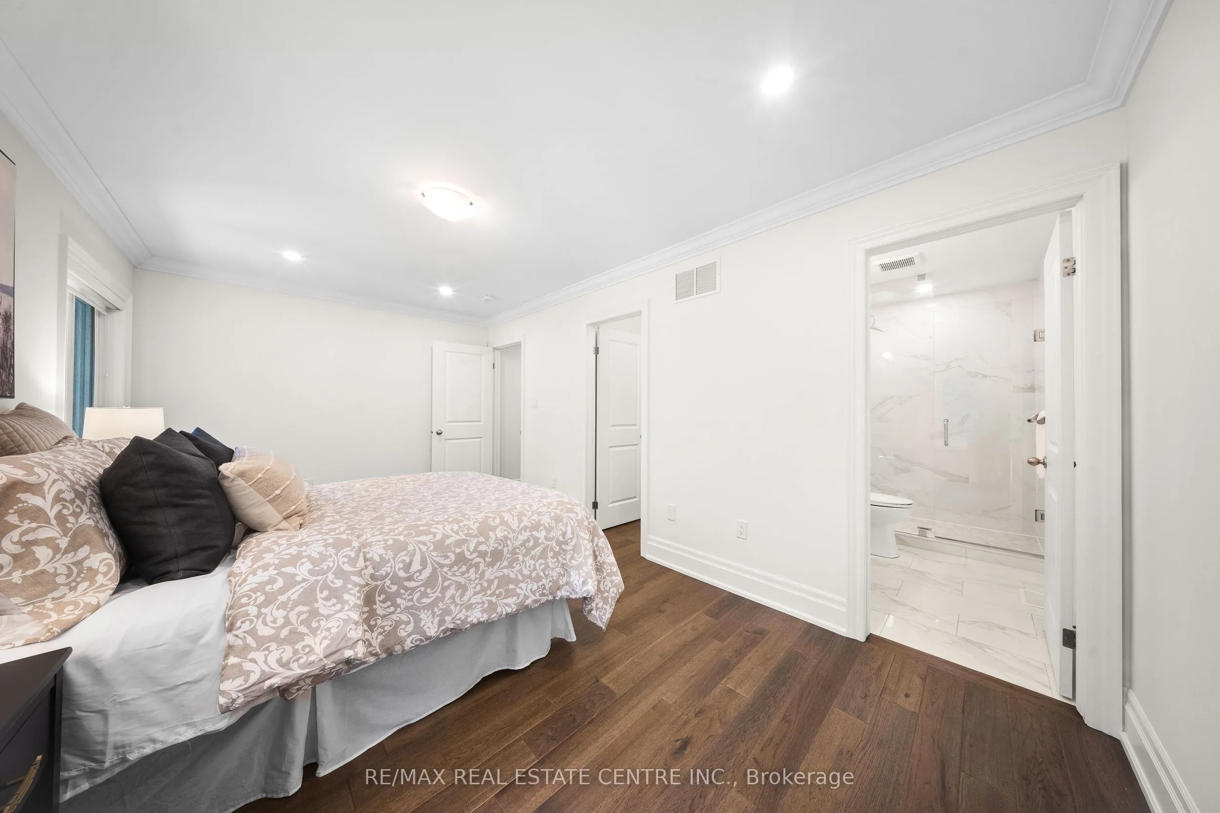 111 Wilson Street E, #7