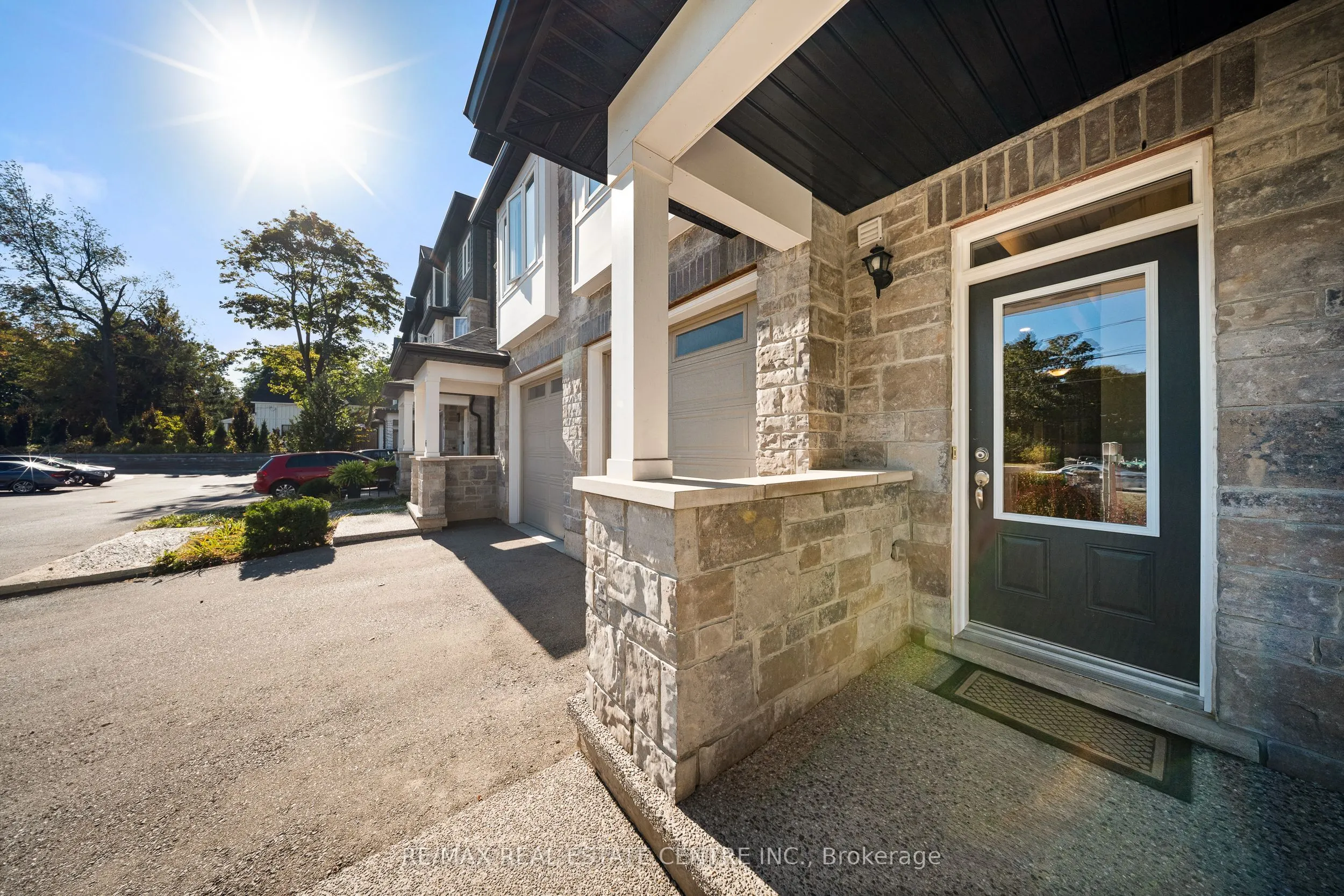 111 Wilson Street E, #7