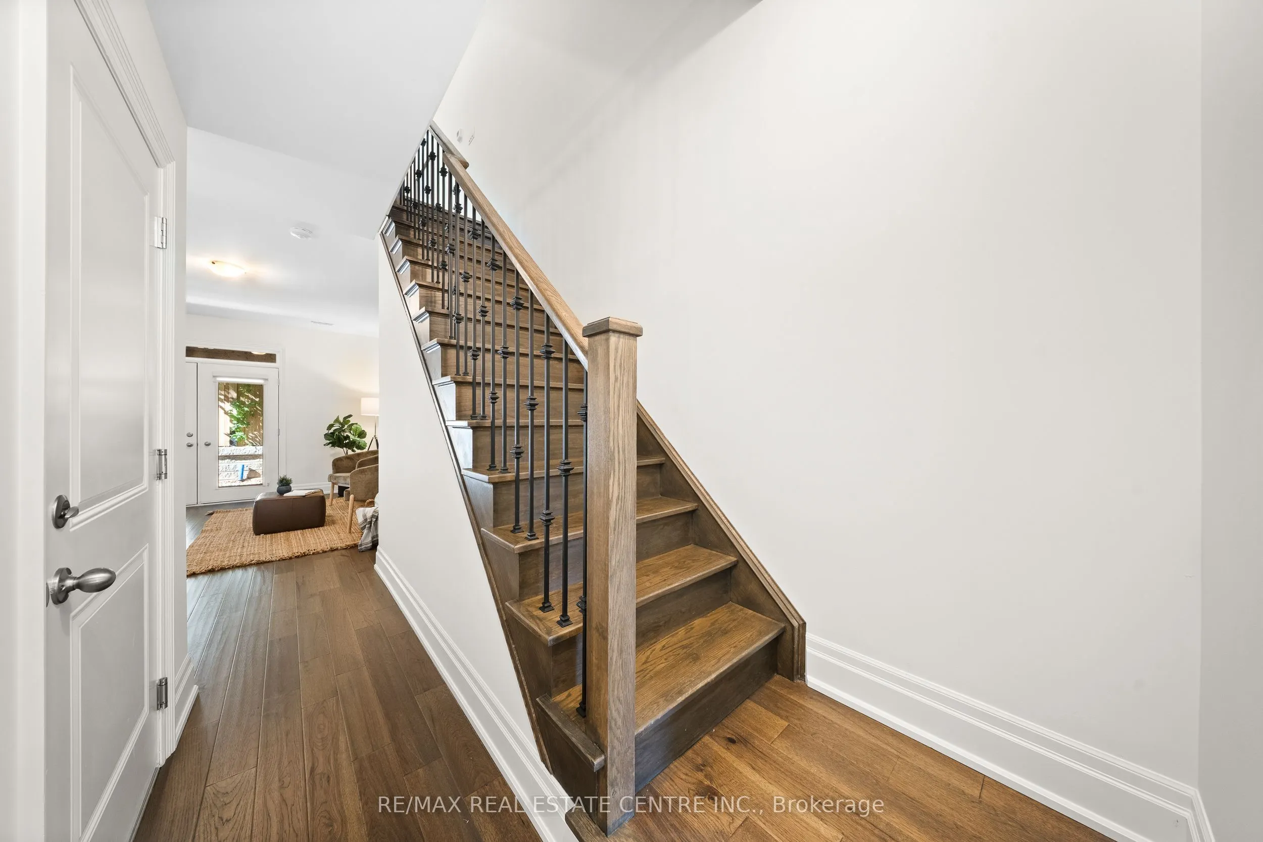 111 Wilson Street E, #7