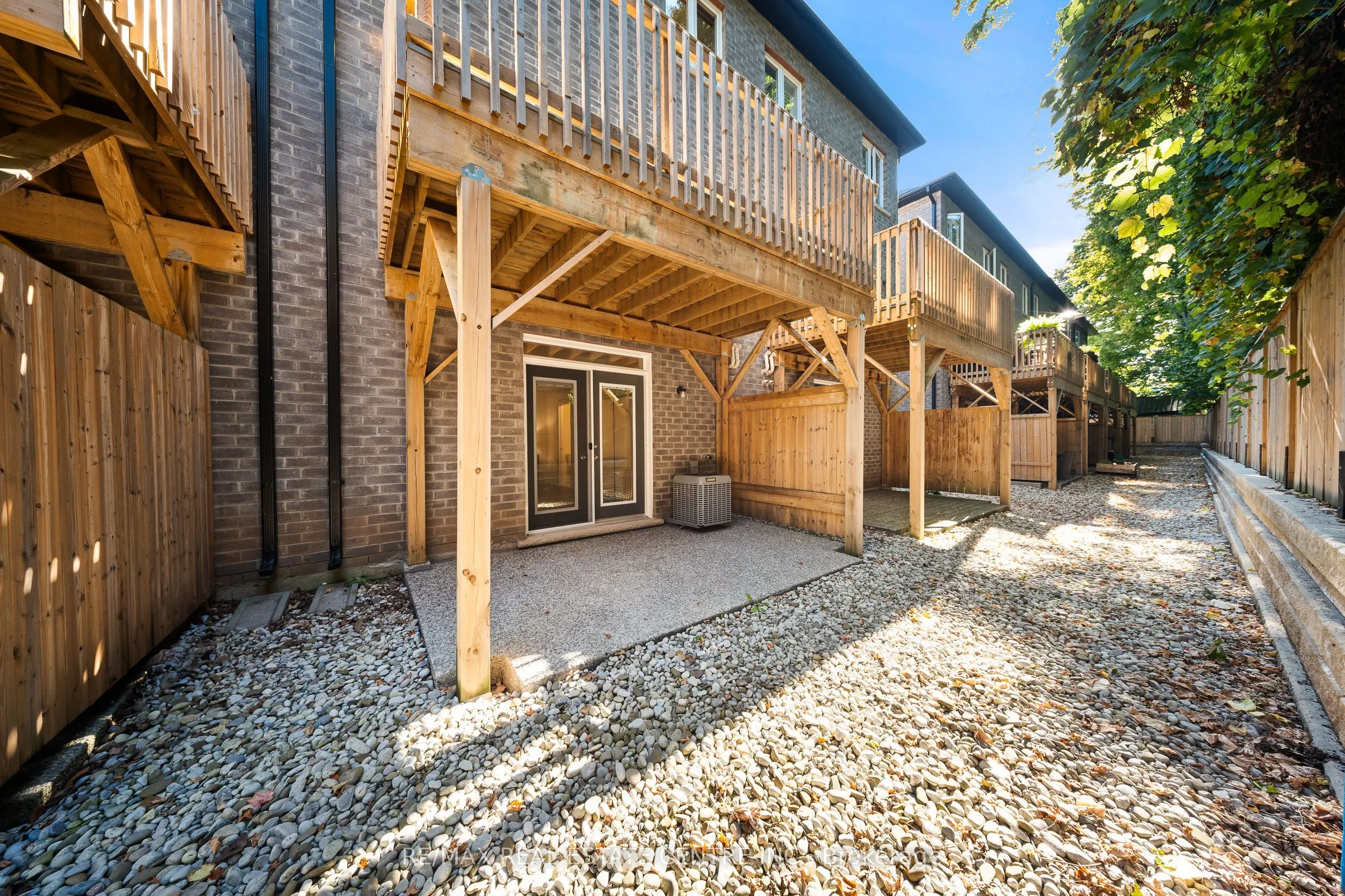 111 Wilson Street E, #7