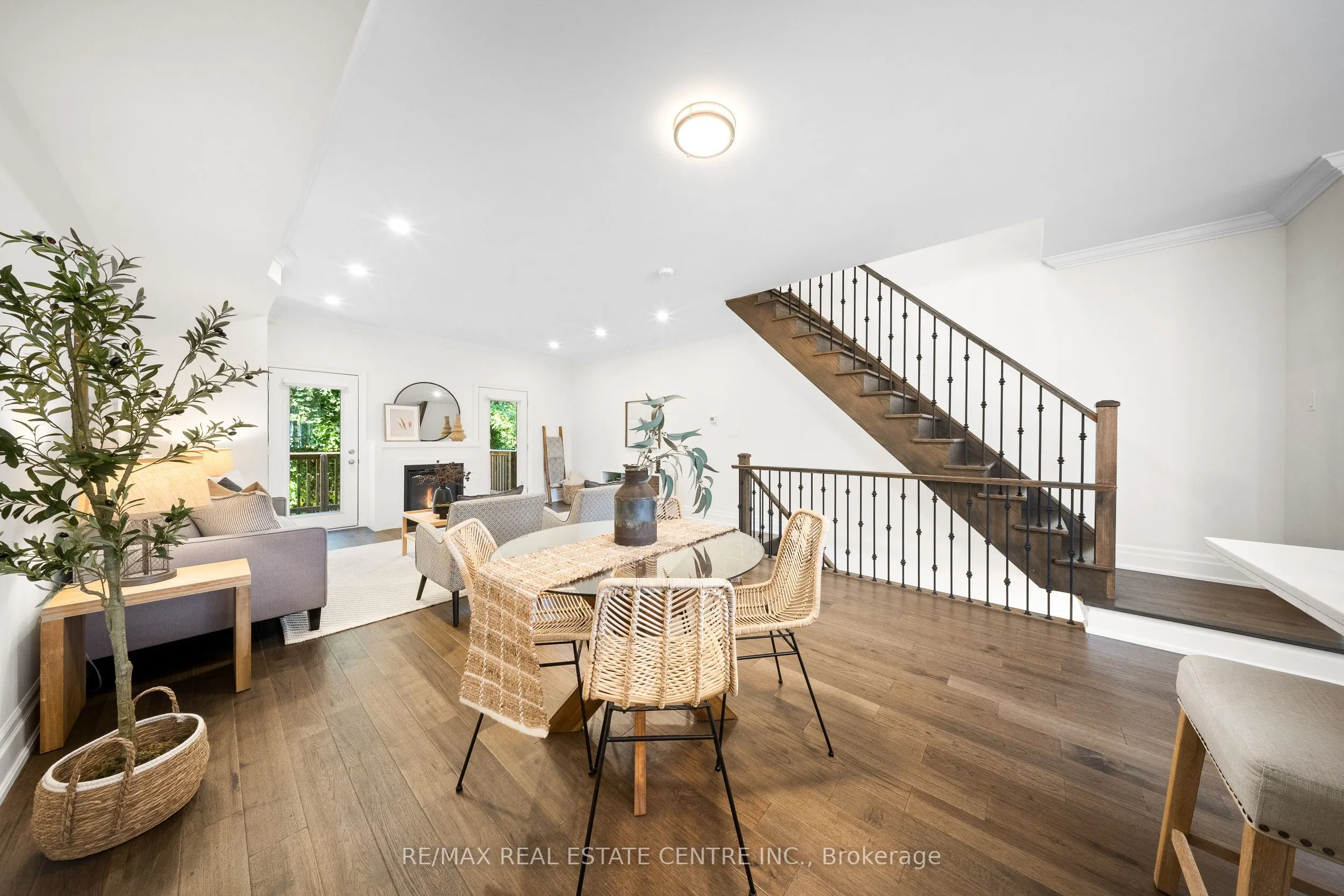 111 Wilson Street E, #7