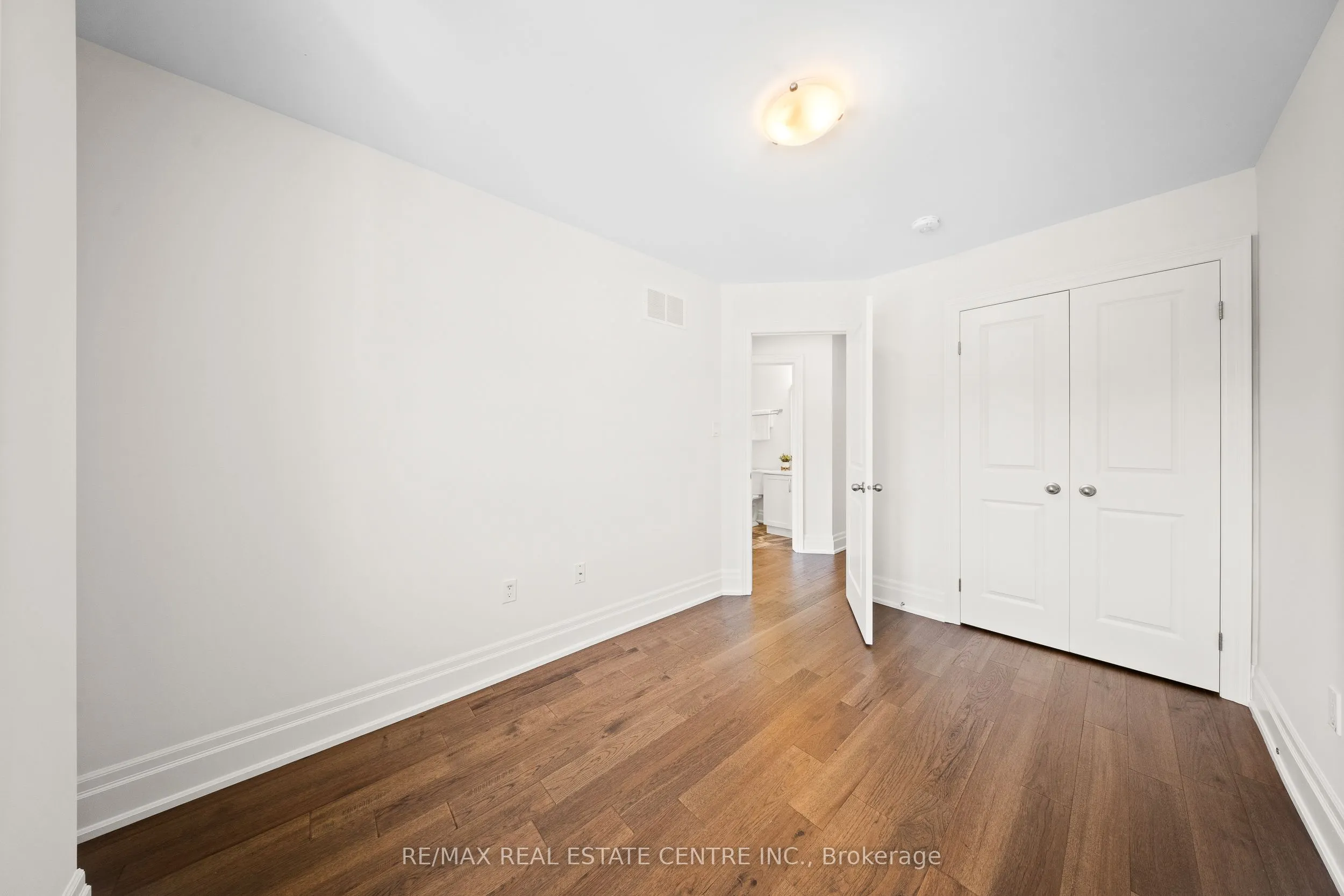111 Wilson Street E, #7