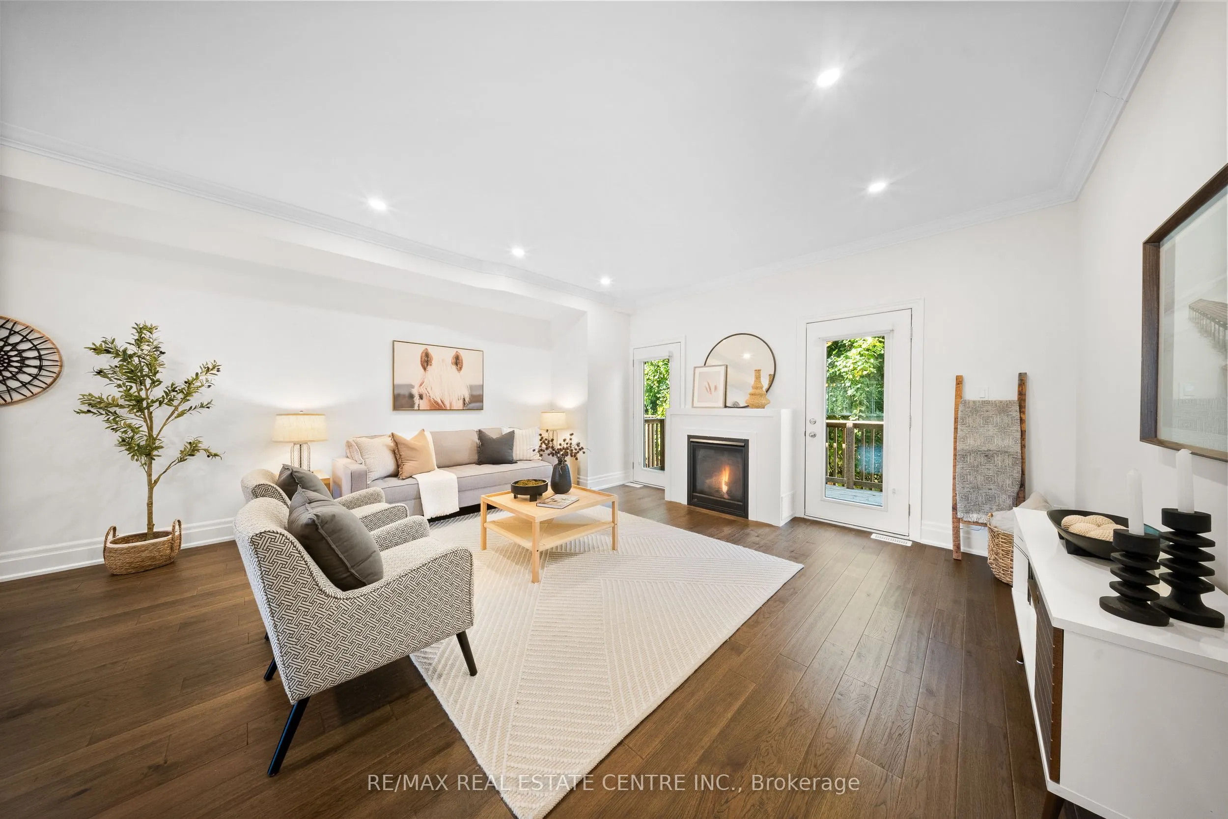 111 Wilson Street E, #7