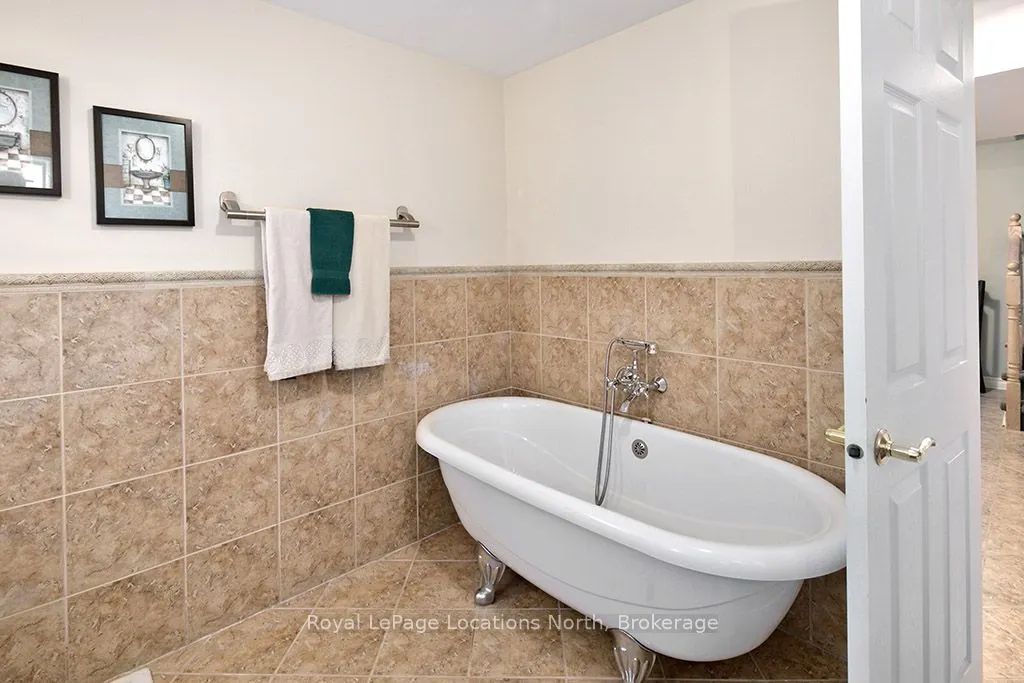 110 Napier Street W, #24