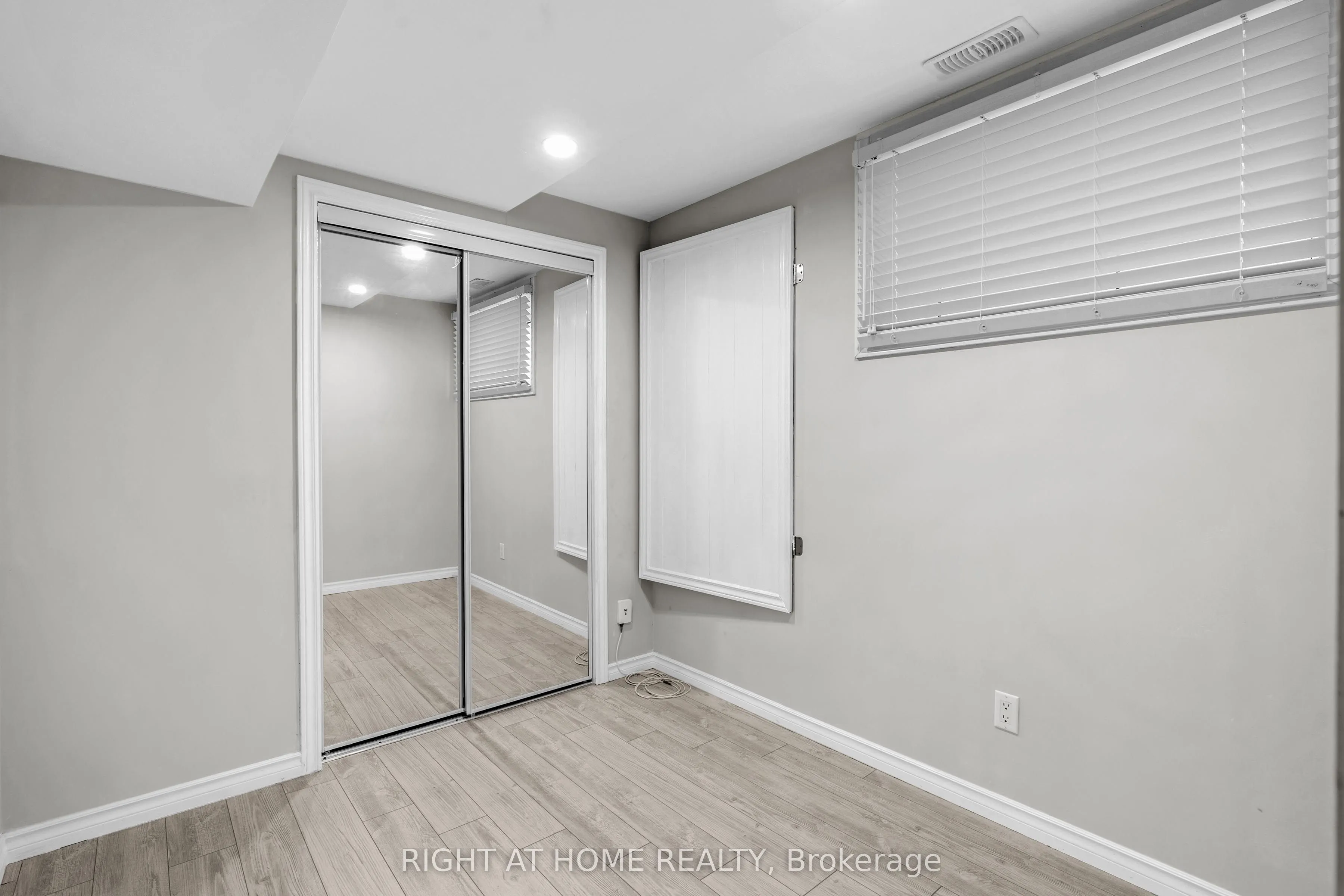 223 Thompson Road