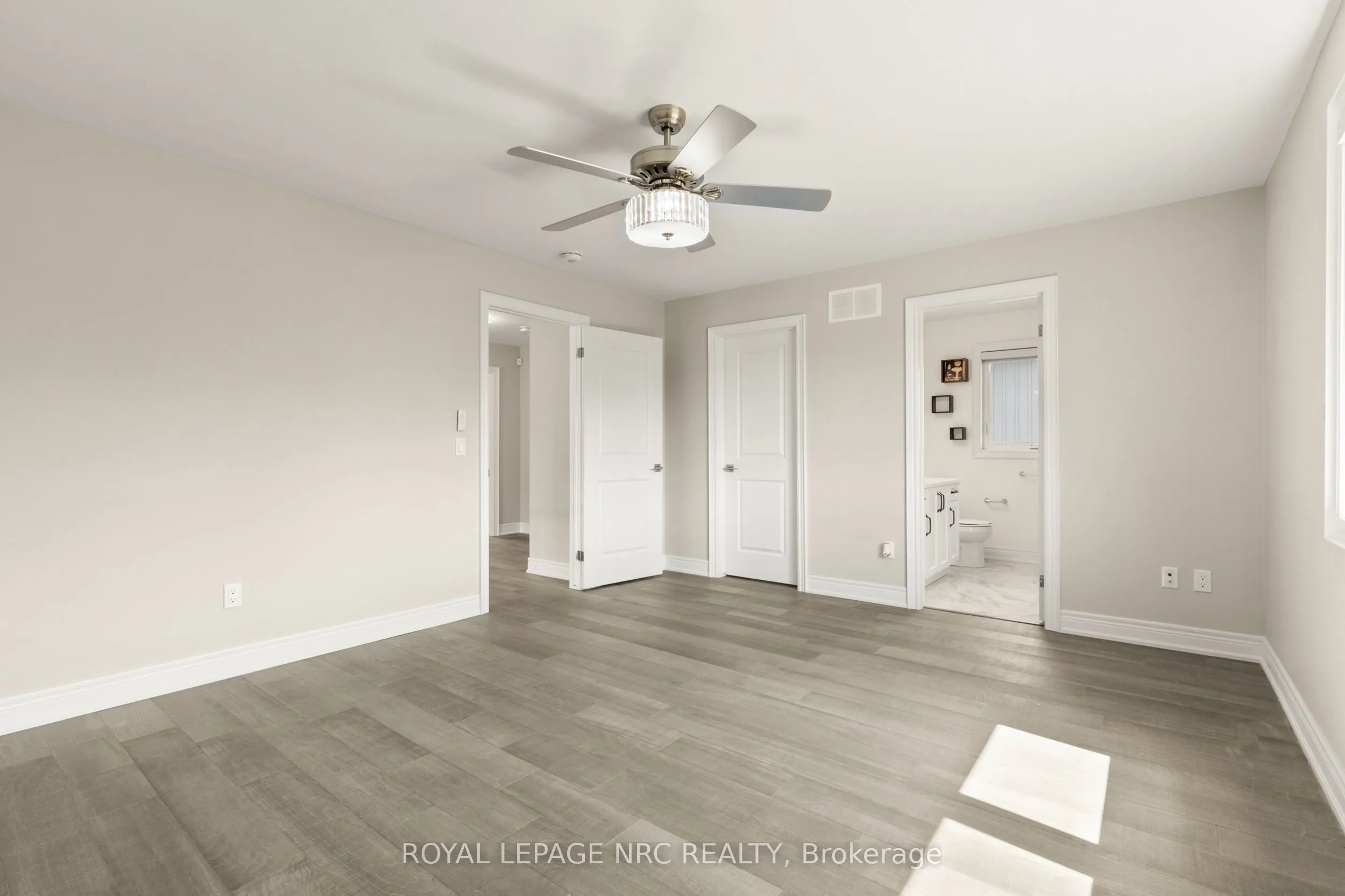 25 Autumn Avenue, #Upper Level