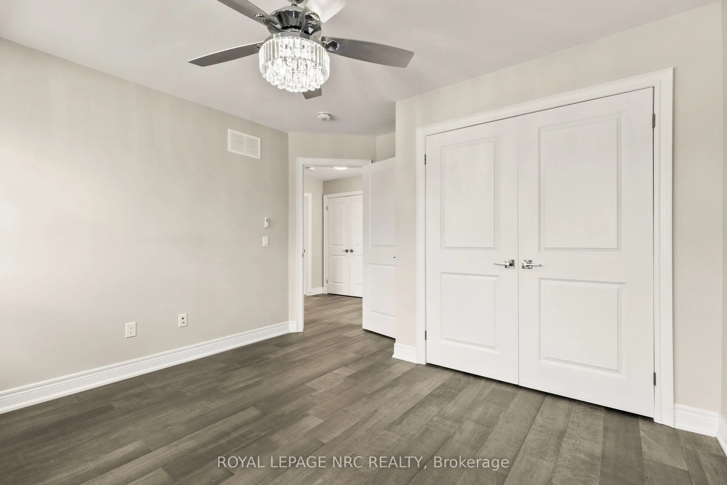25 Autumn Avenue, #Upper Level