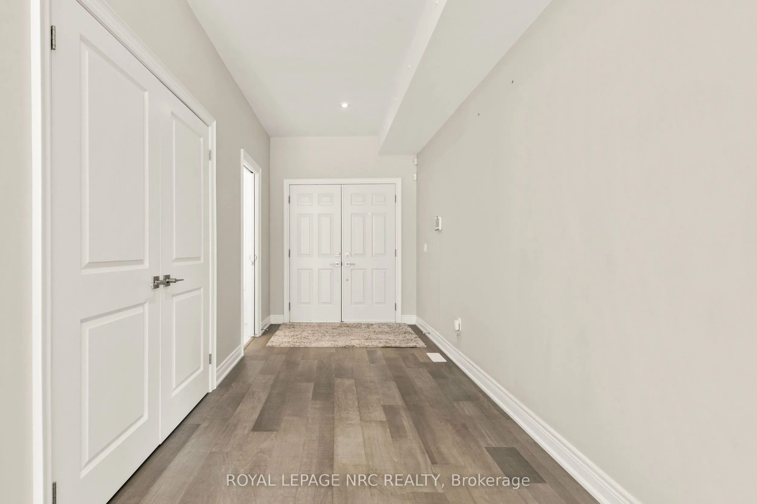 25 Autumn Avenue, #Upper Level
