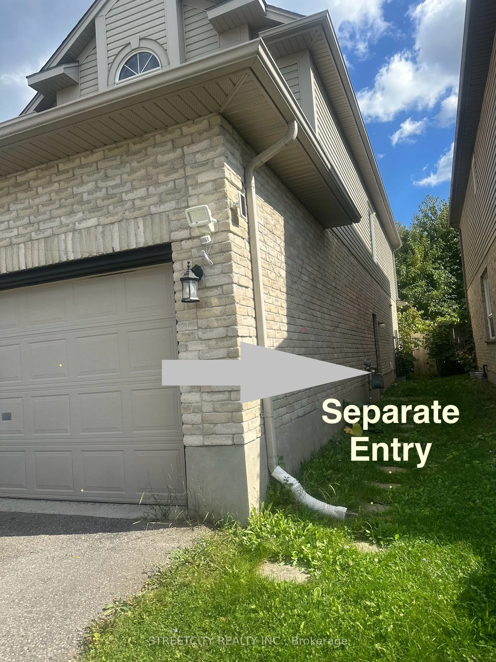 1866 Mickleborough Drive