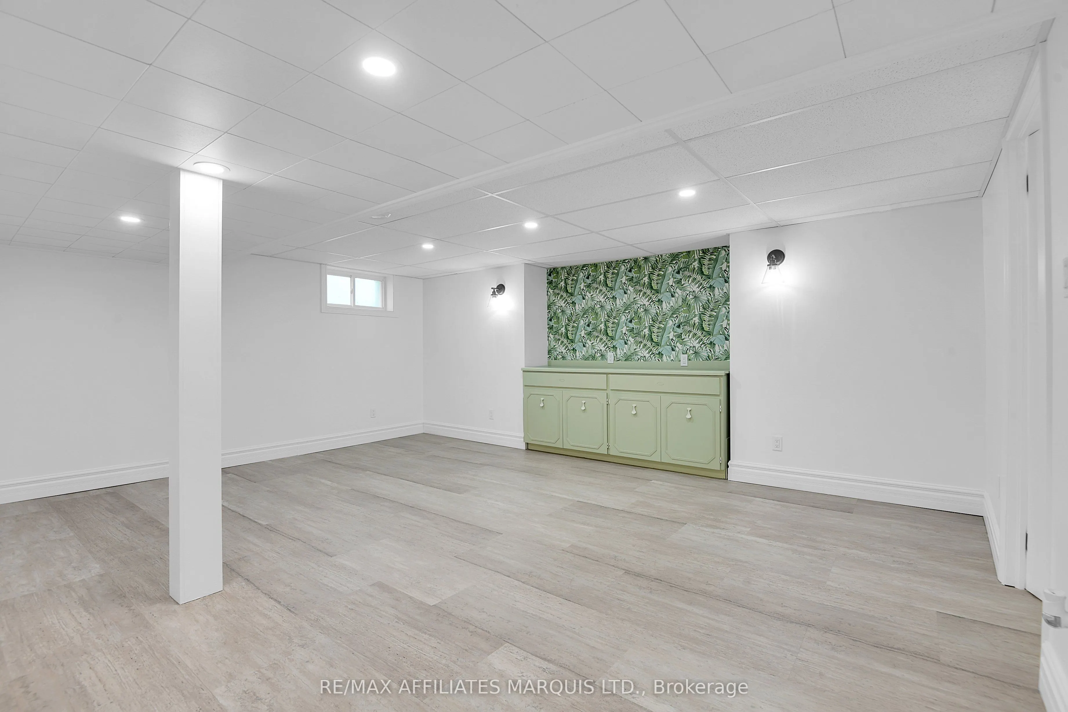 2030 Pitt Street