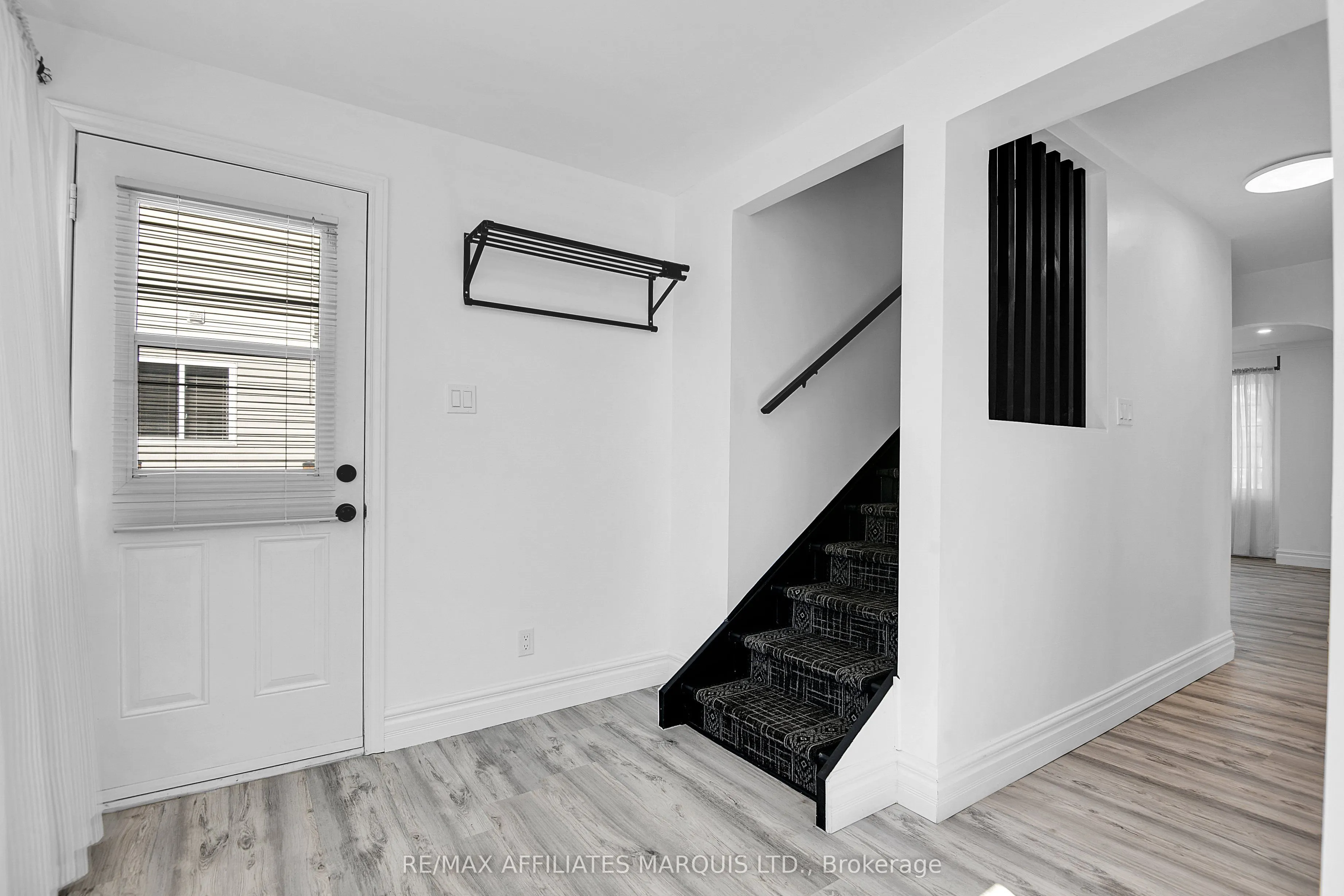2030 Pitt Street