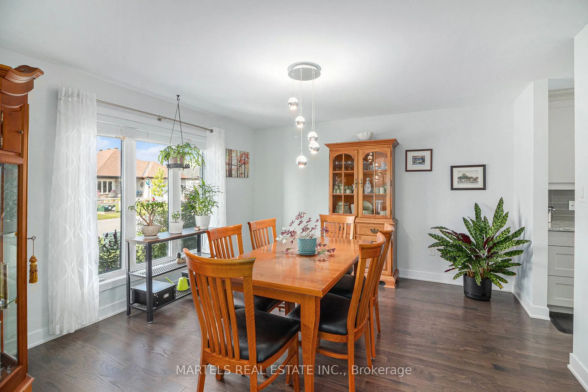 356 Zircon Street