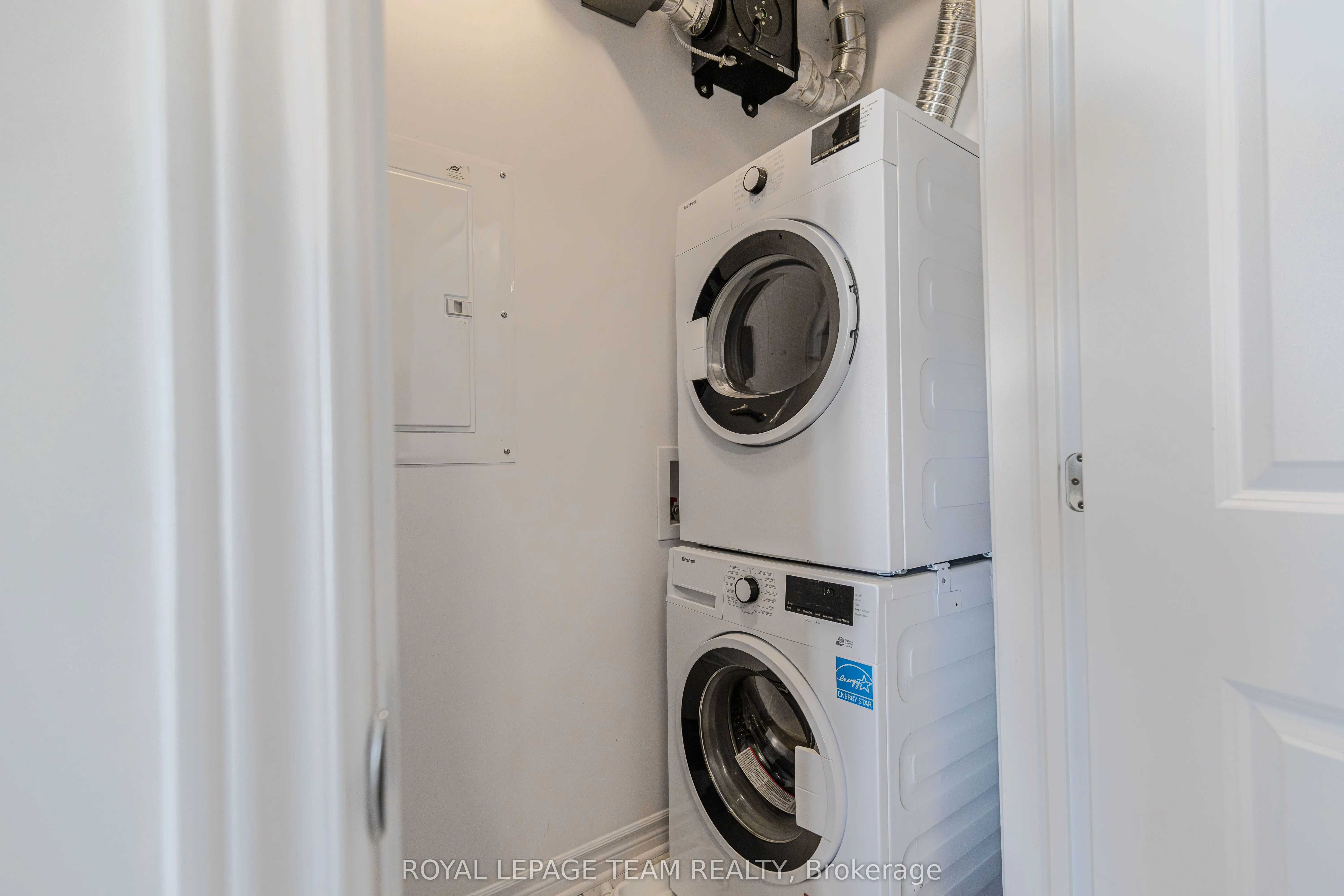 50 Jaguar Private, #Unit #D