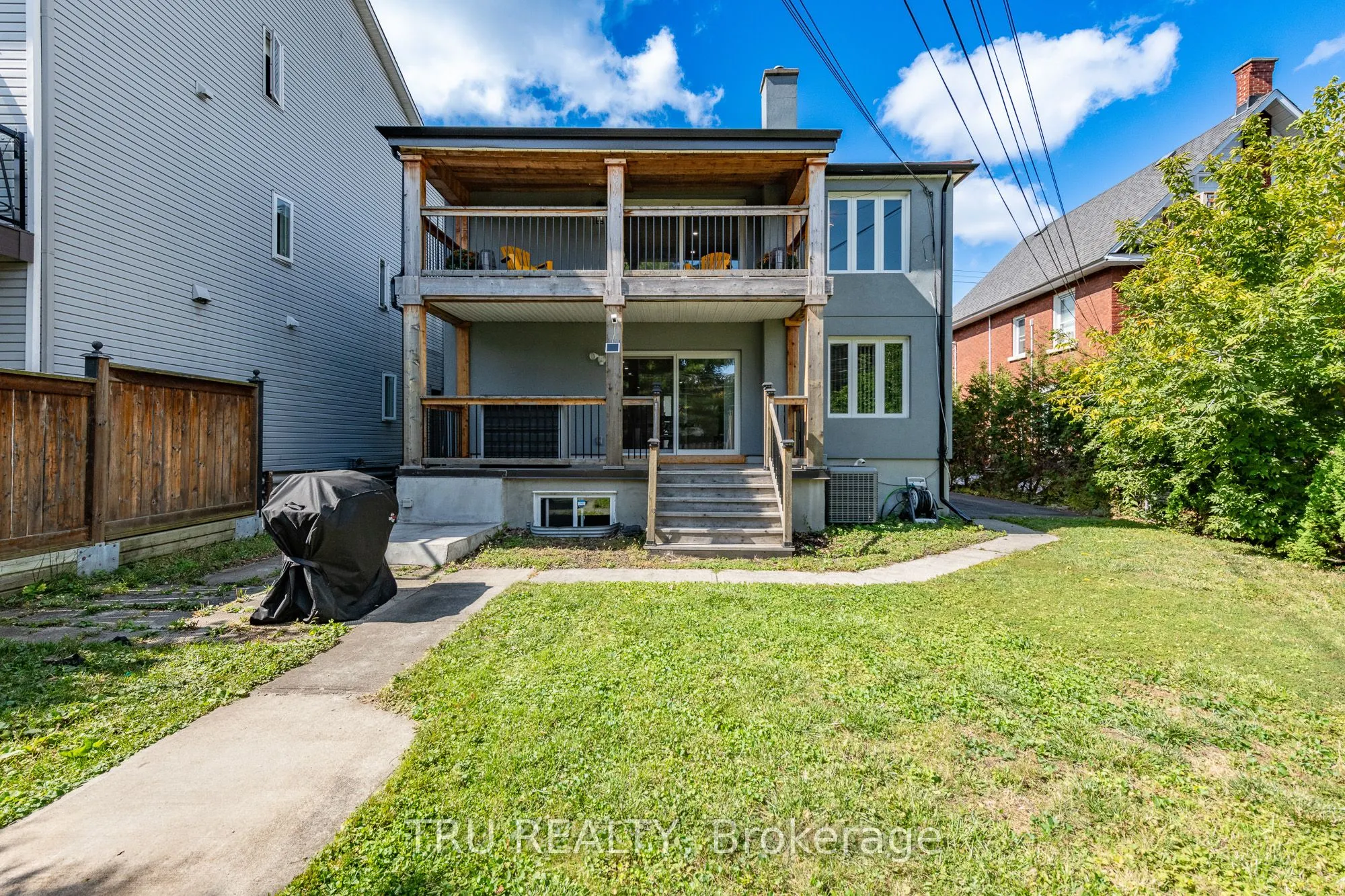 381 North River Road