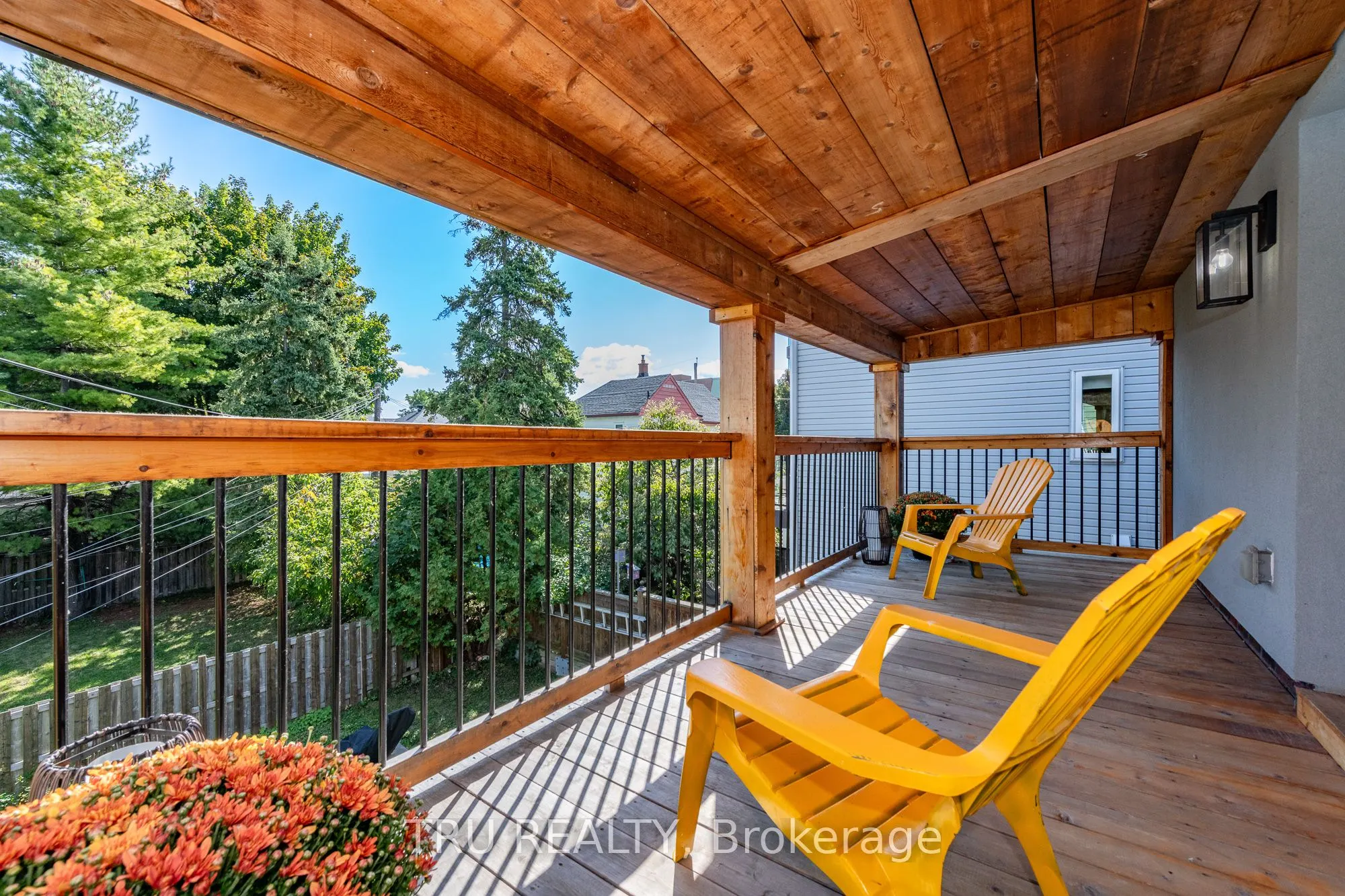 381 North River Road