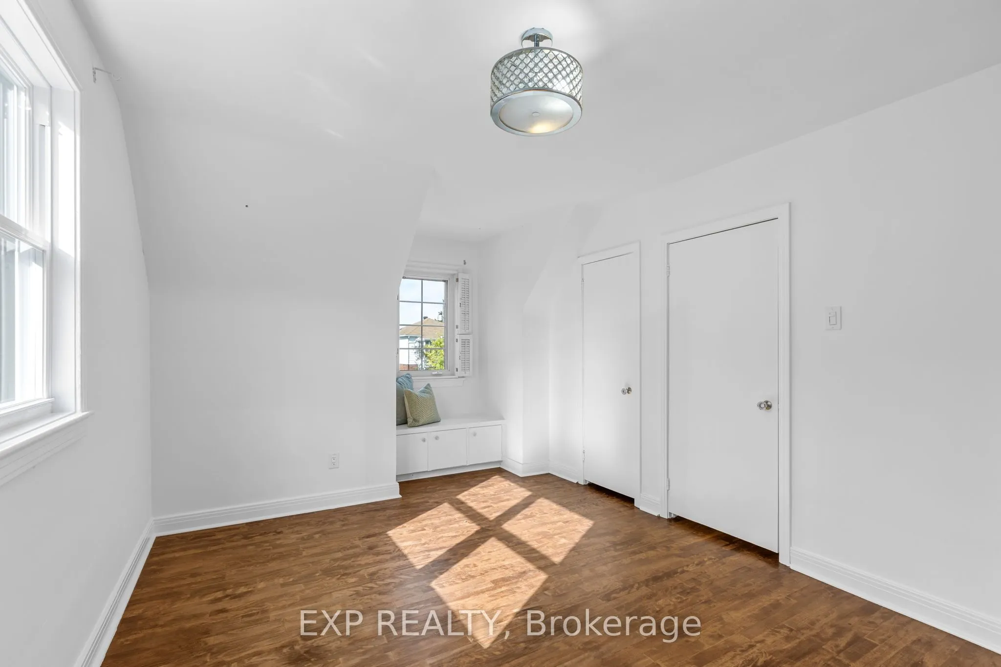 576 Donald Street