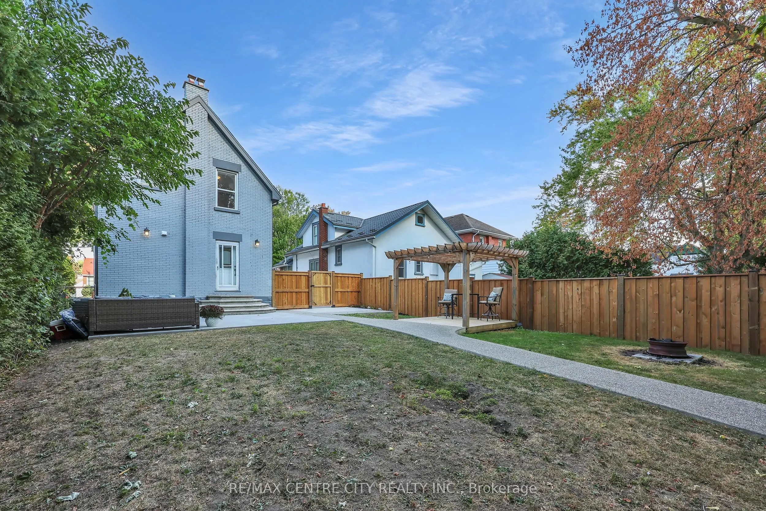 525 Hale Street