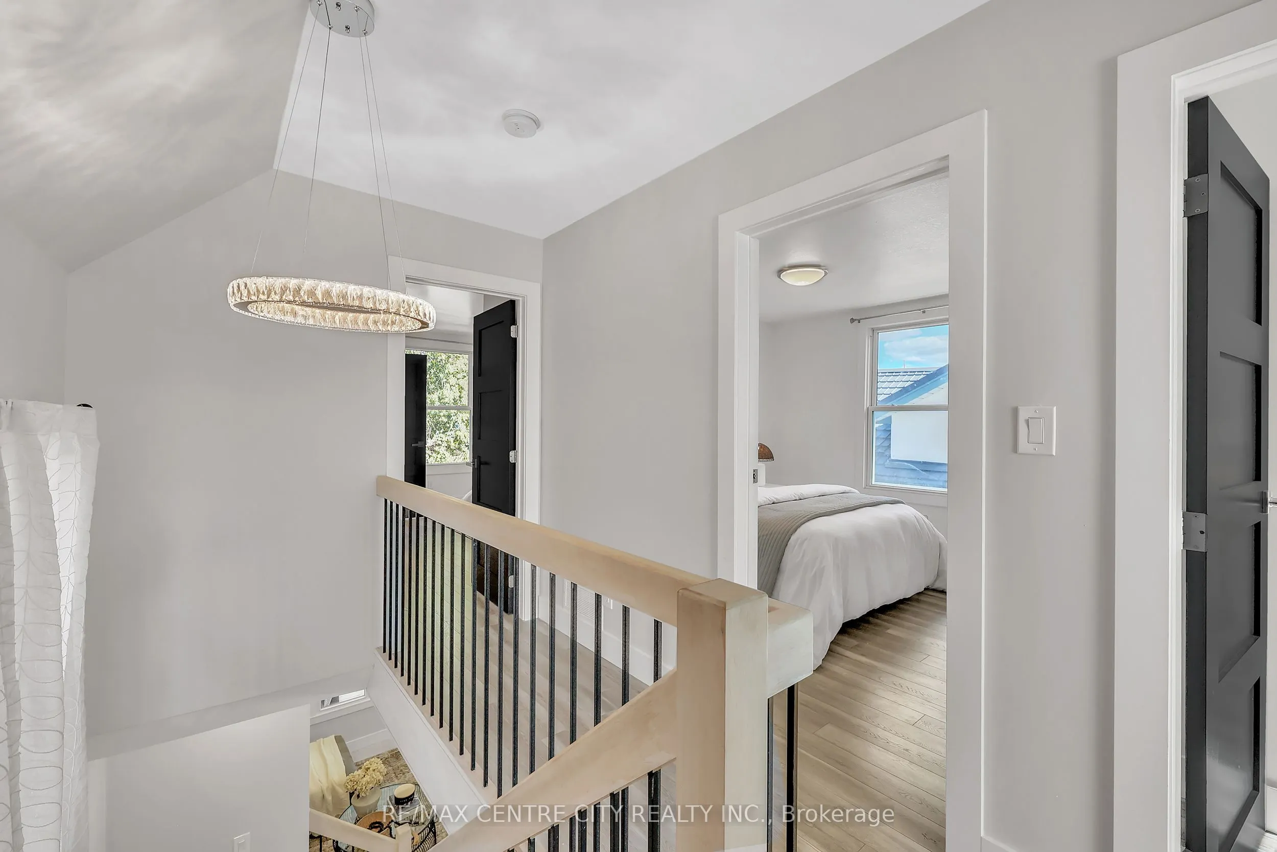 525 Hale Street