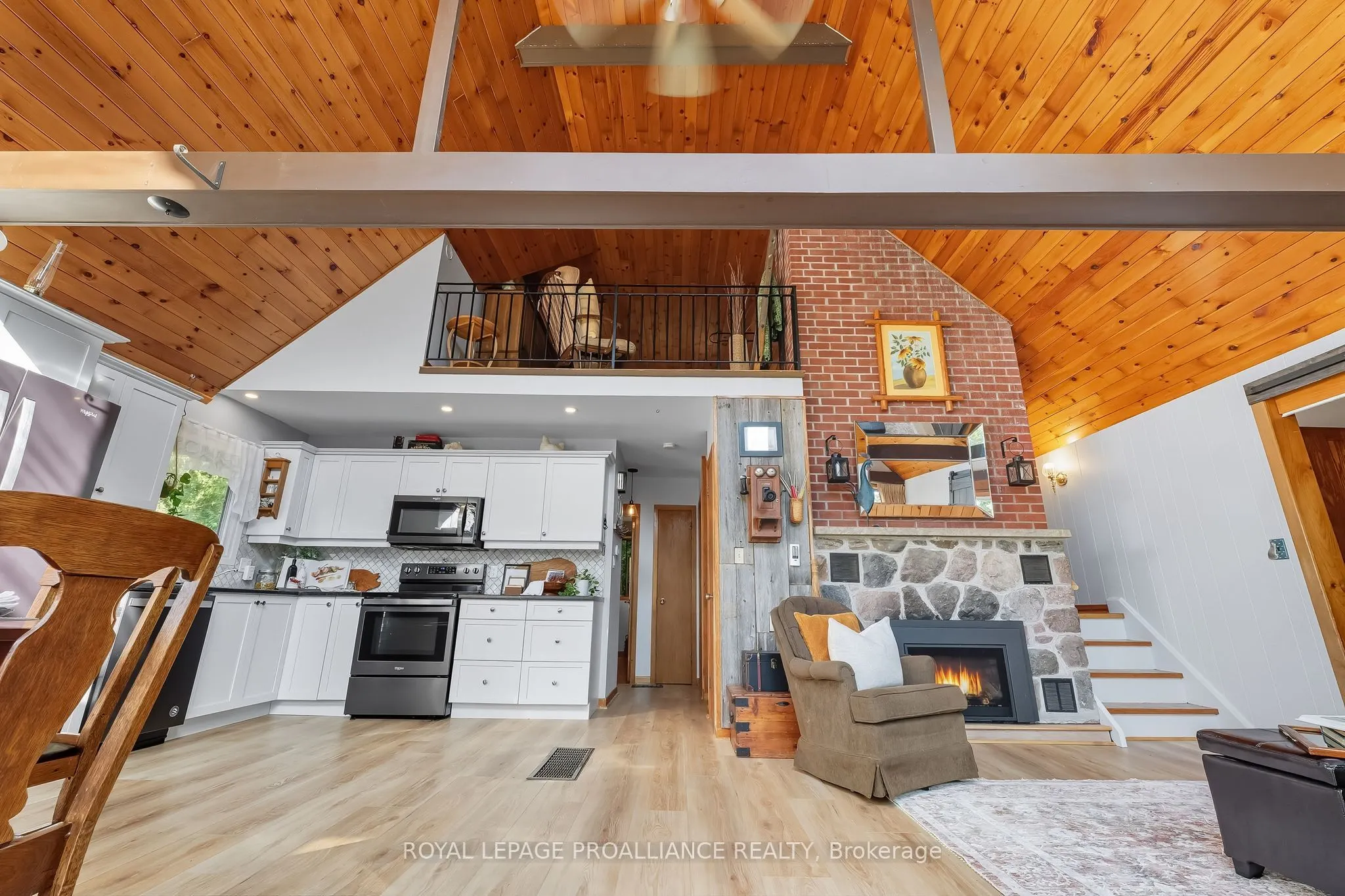 383 Hansen Road