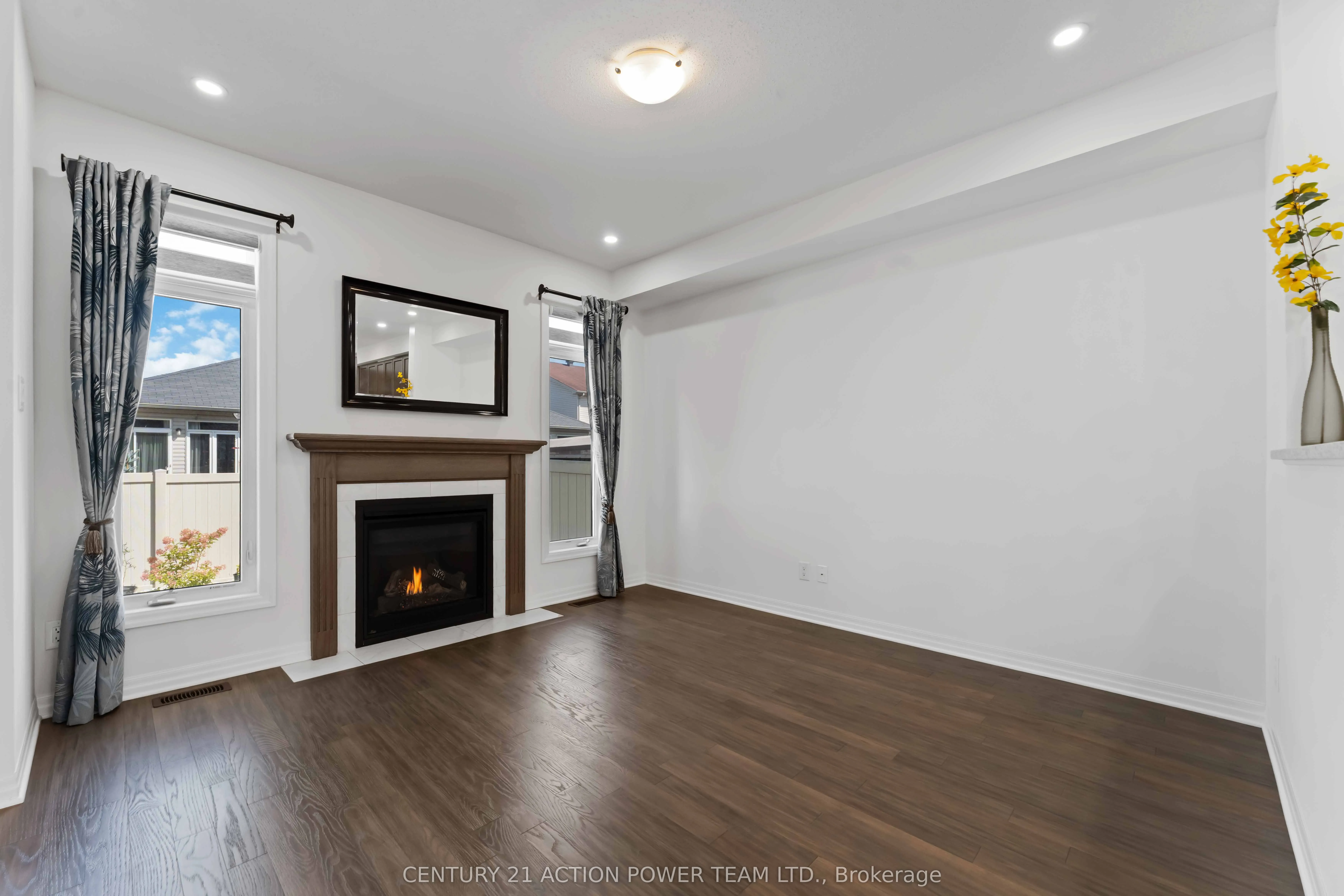 214 Gossamer Street