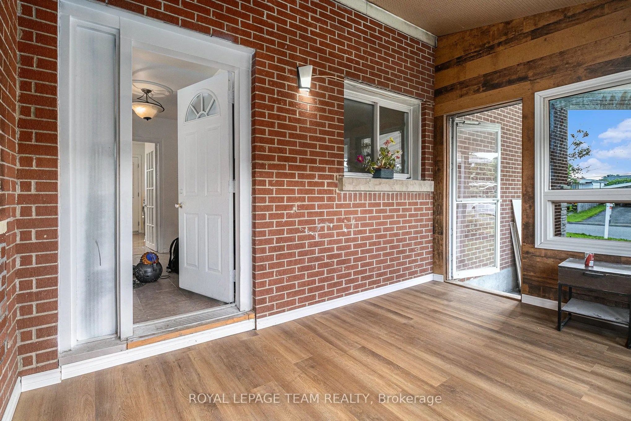 1285 Fellows Road