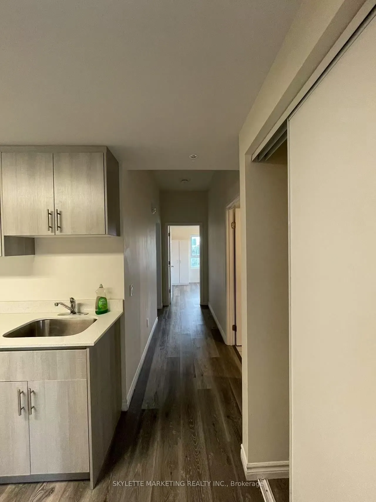 246 Lester Street, #709 Bdrm