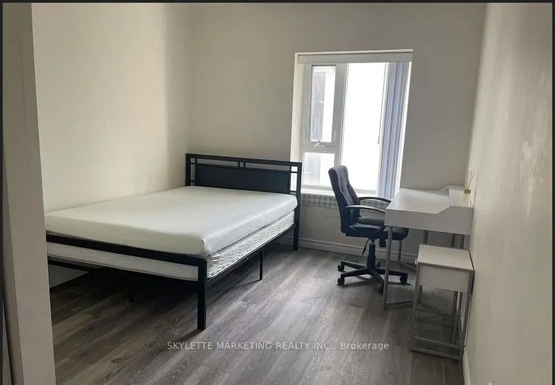 246 Lester Street, #709 Bdrm