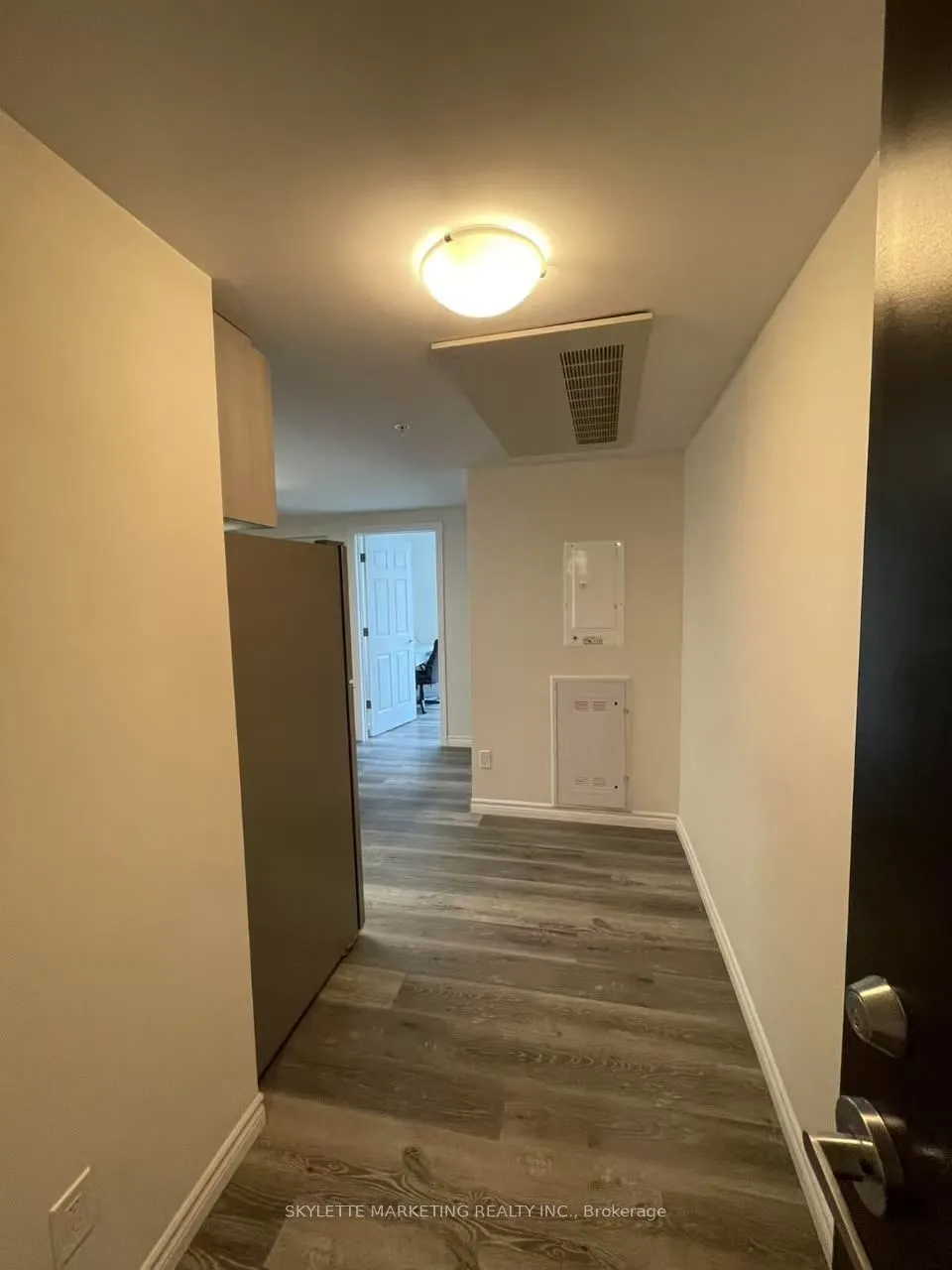 246 Lester Street, #709 Bdrm