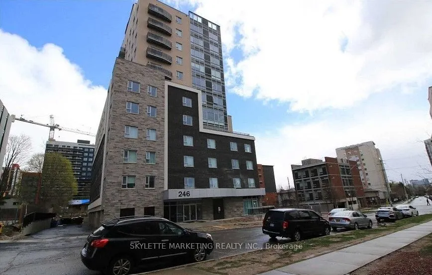 246 Lester Street, #709 Bdrm