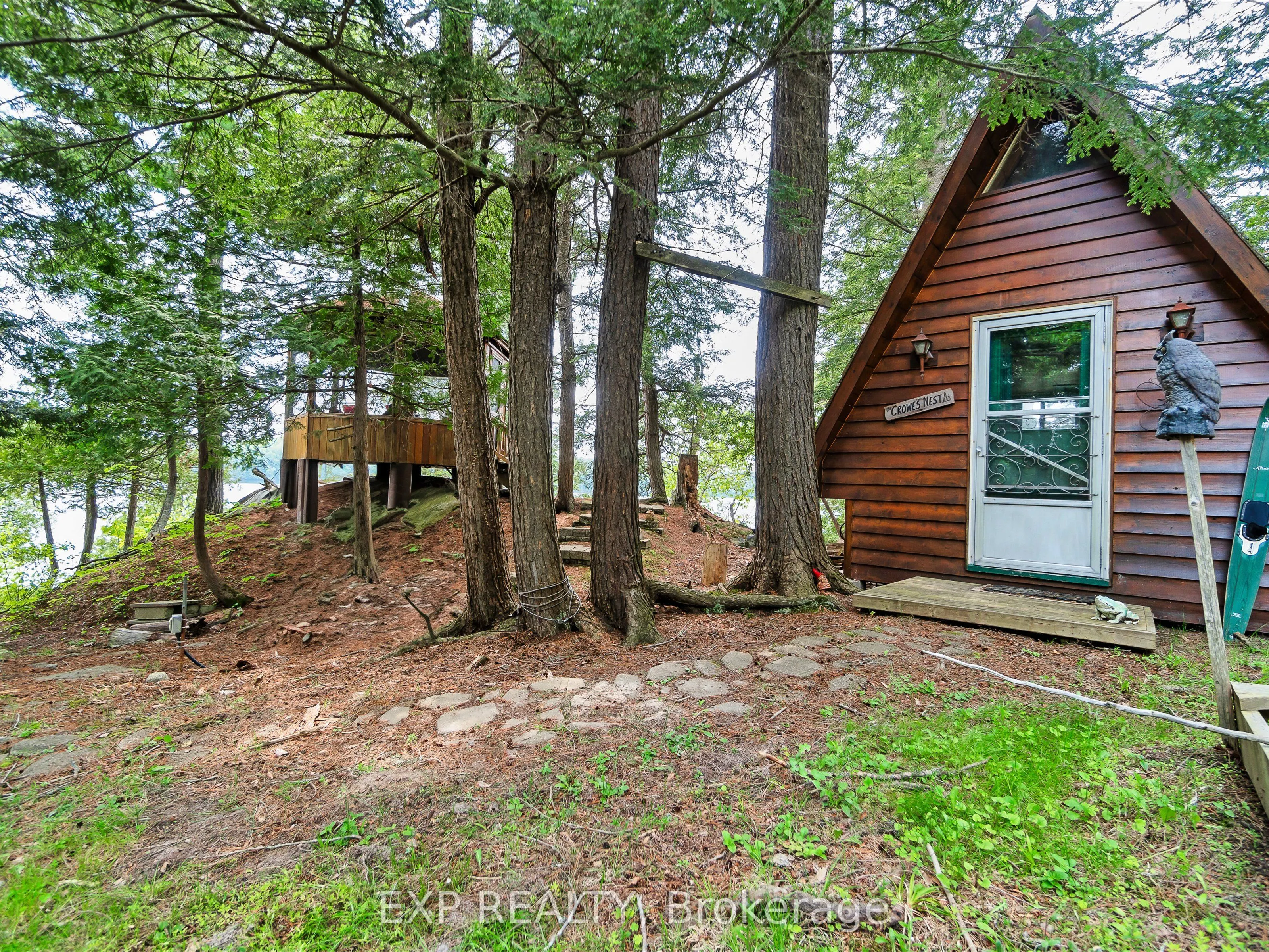 230 Doe Lake Peninsula