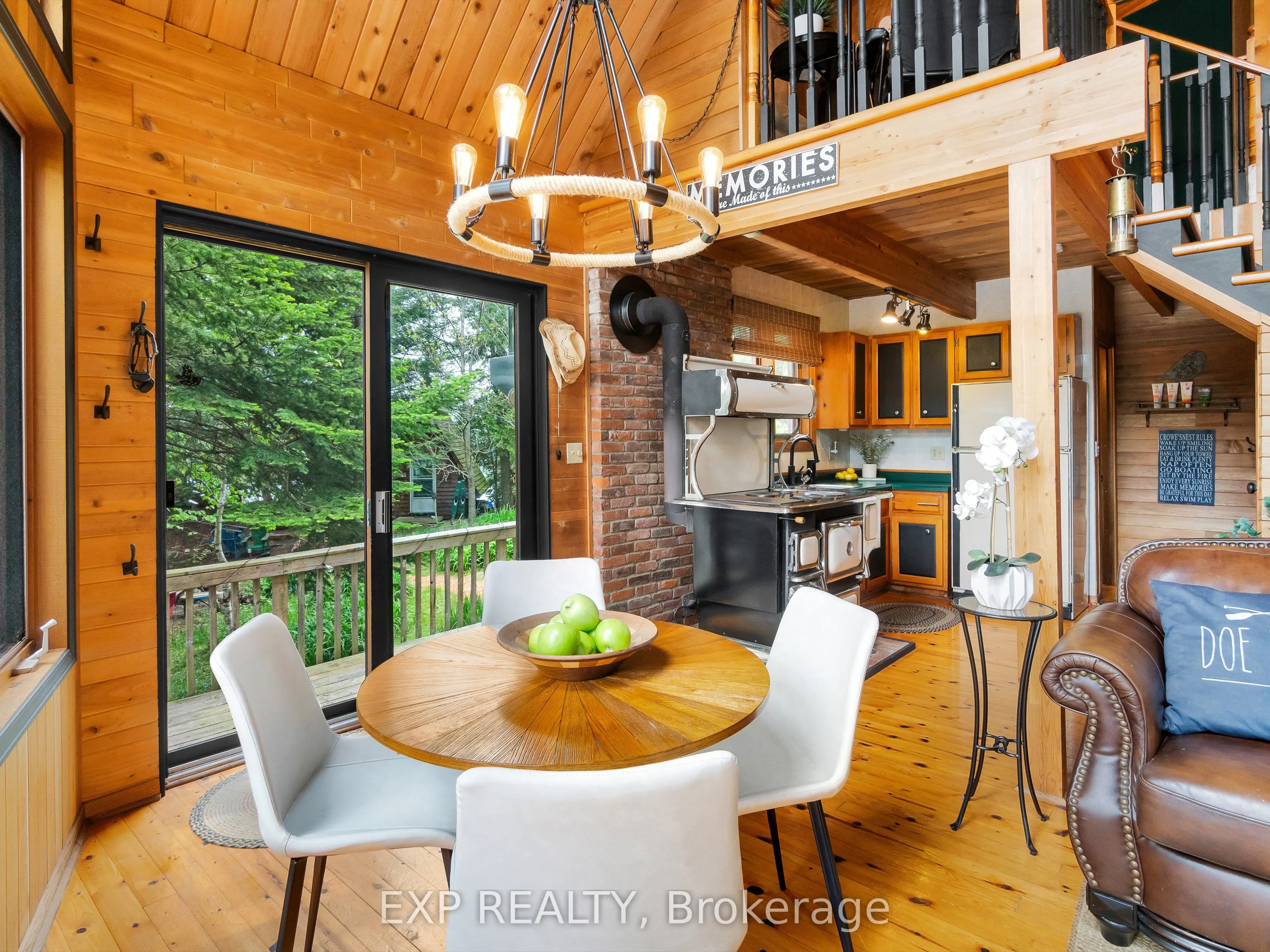 230 Doe Lake Peninsula