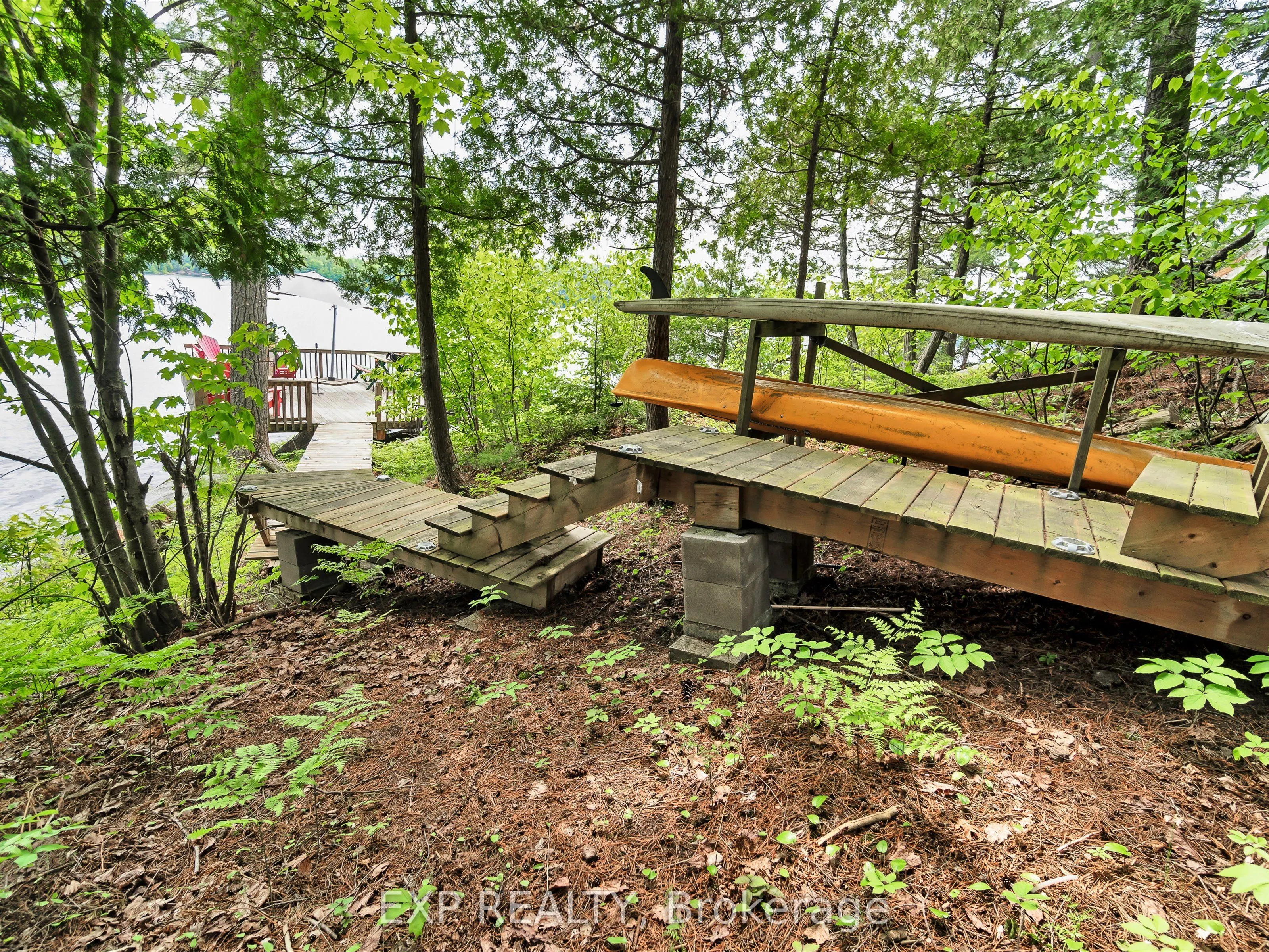 230 Doe Lake Peninsula
