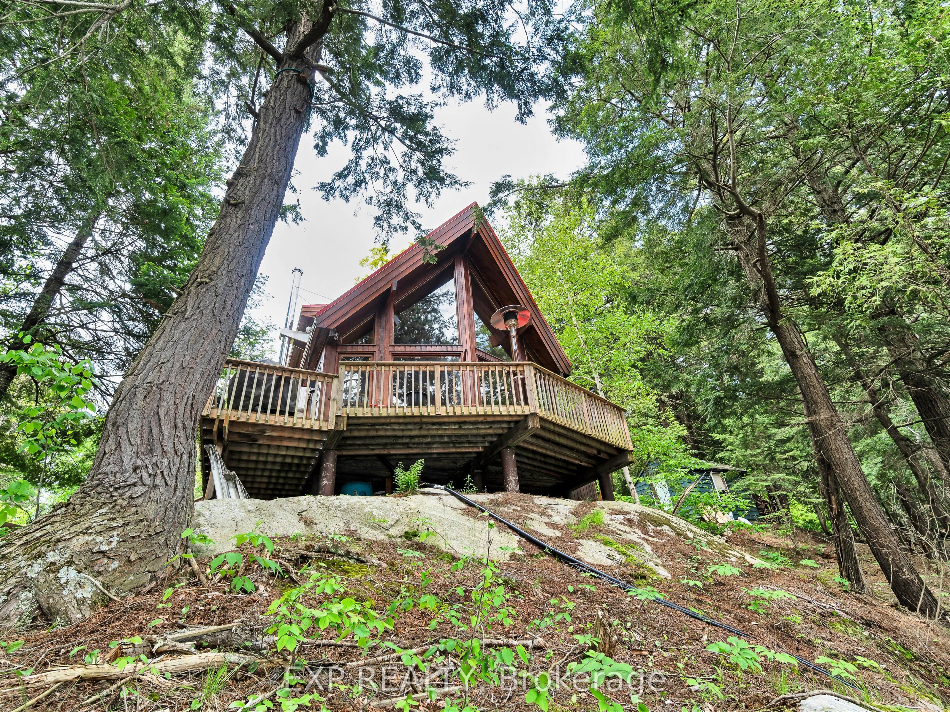 230 Doe Lake Peninsula