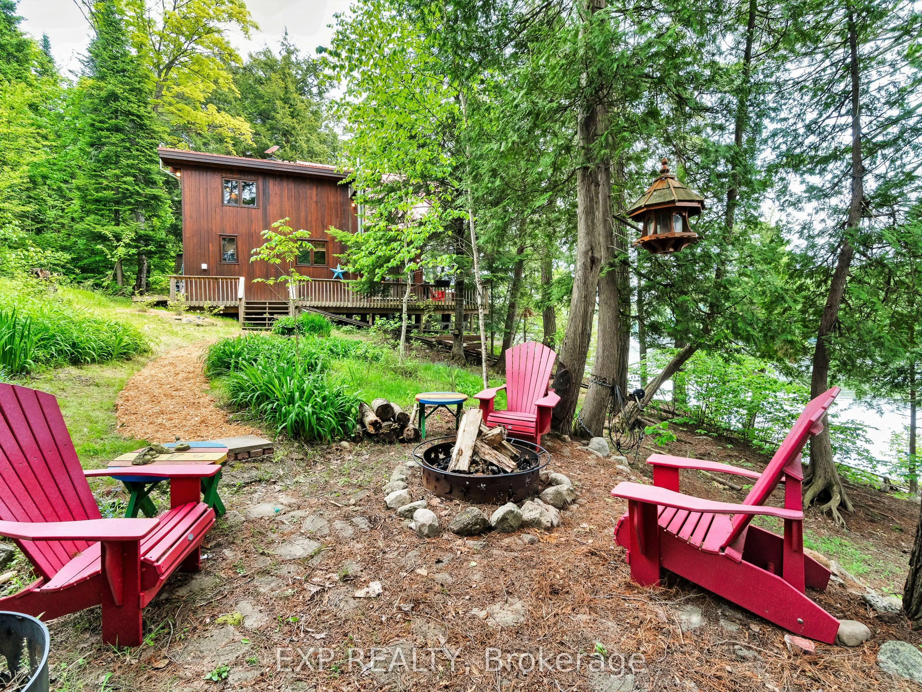 230 Doe Lake Peninsula