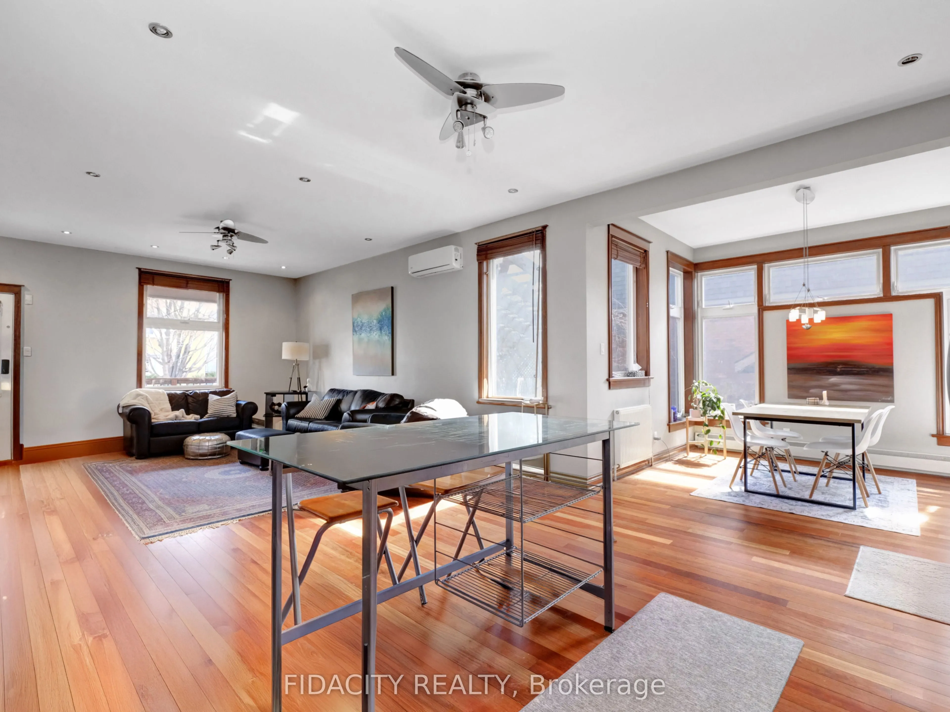 296 Royal Avenue