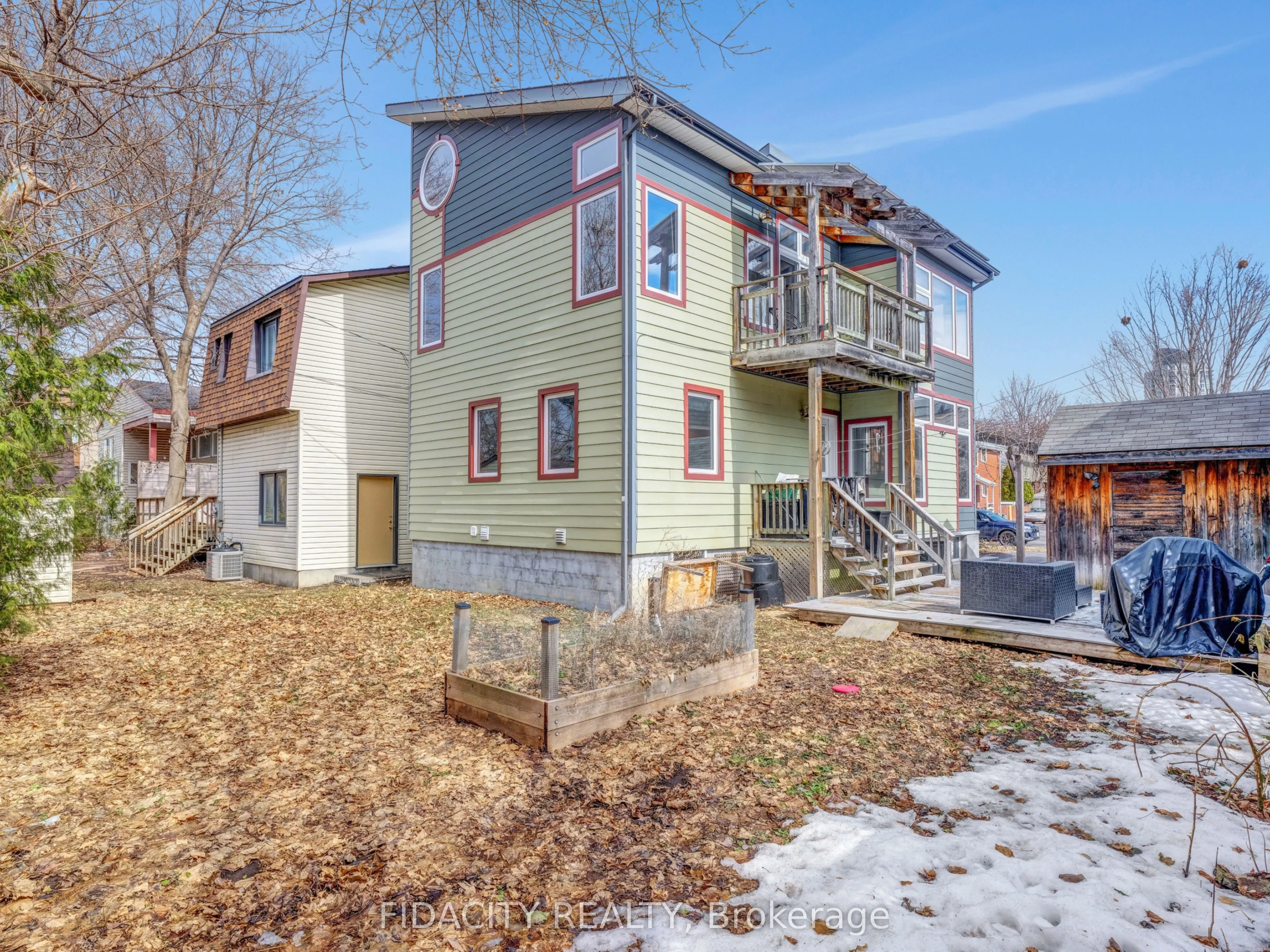 296 Royal Avenue