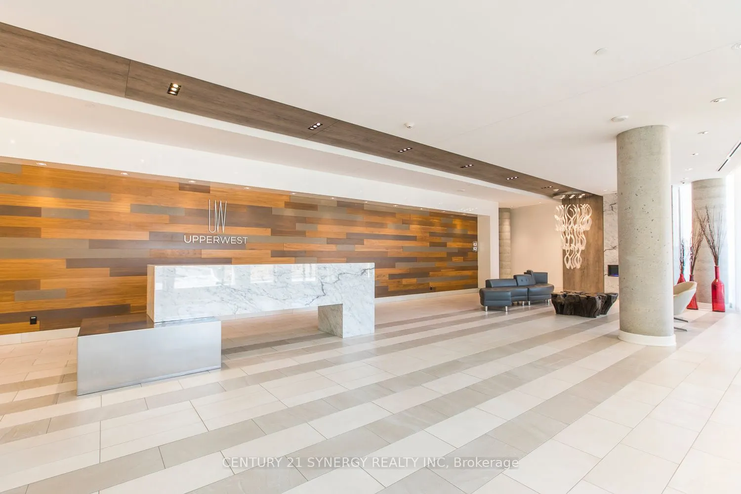 485 Richmond Road, #901