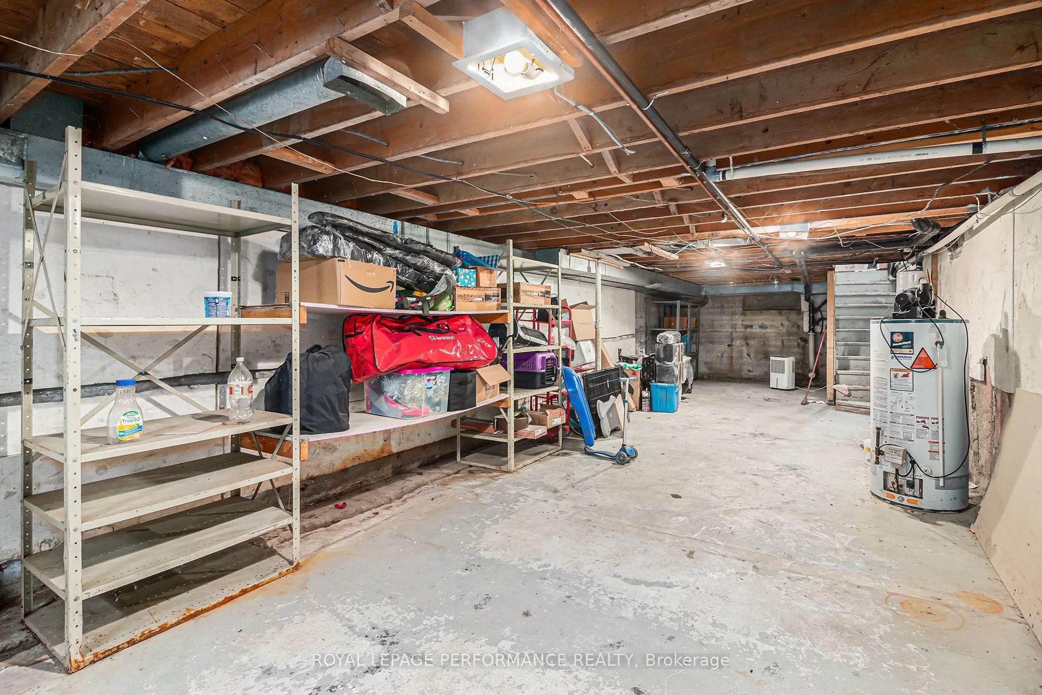 724 St Antoine Street