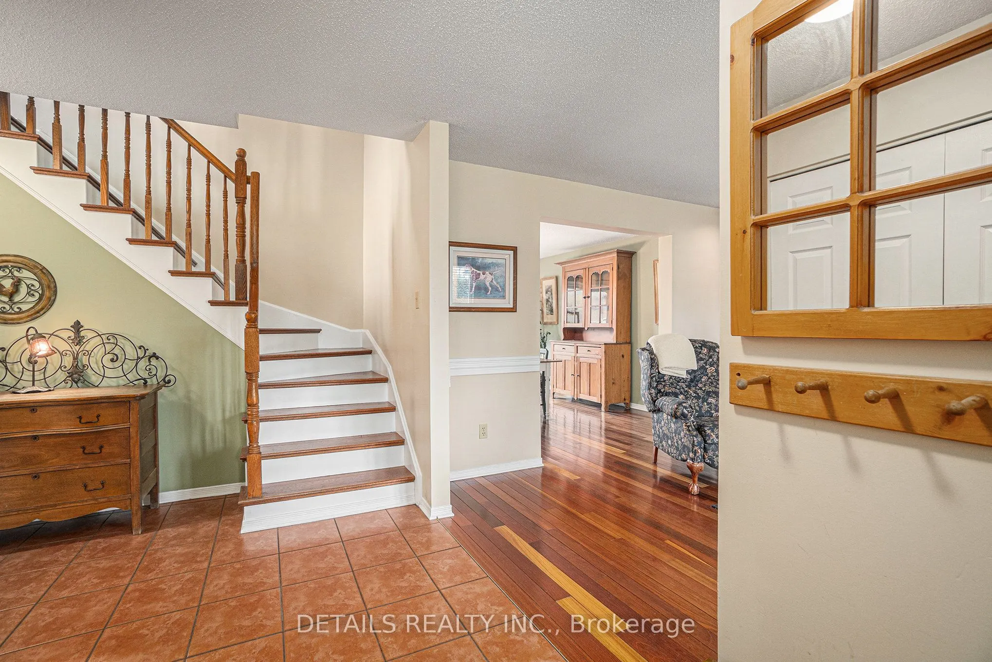 221 Macdougall Street