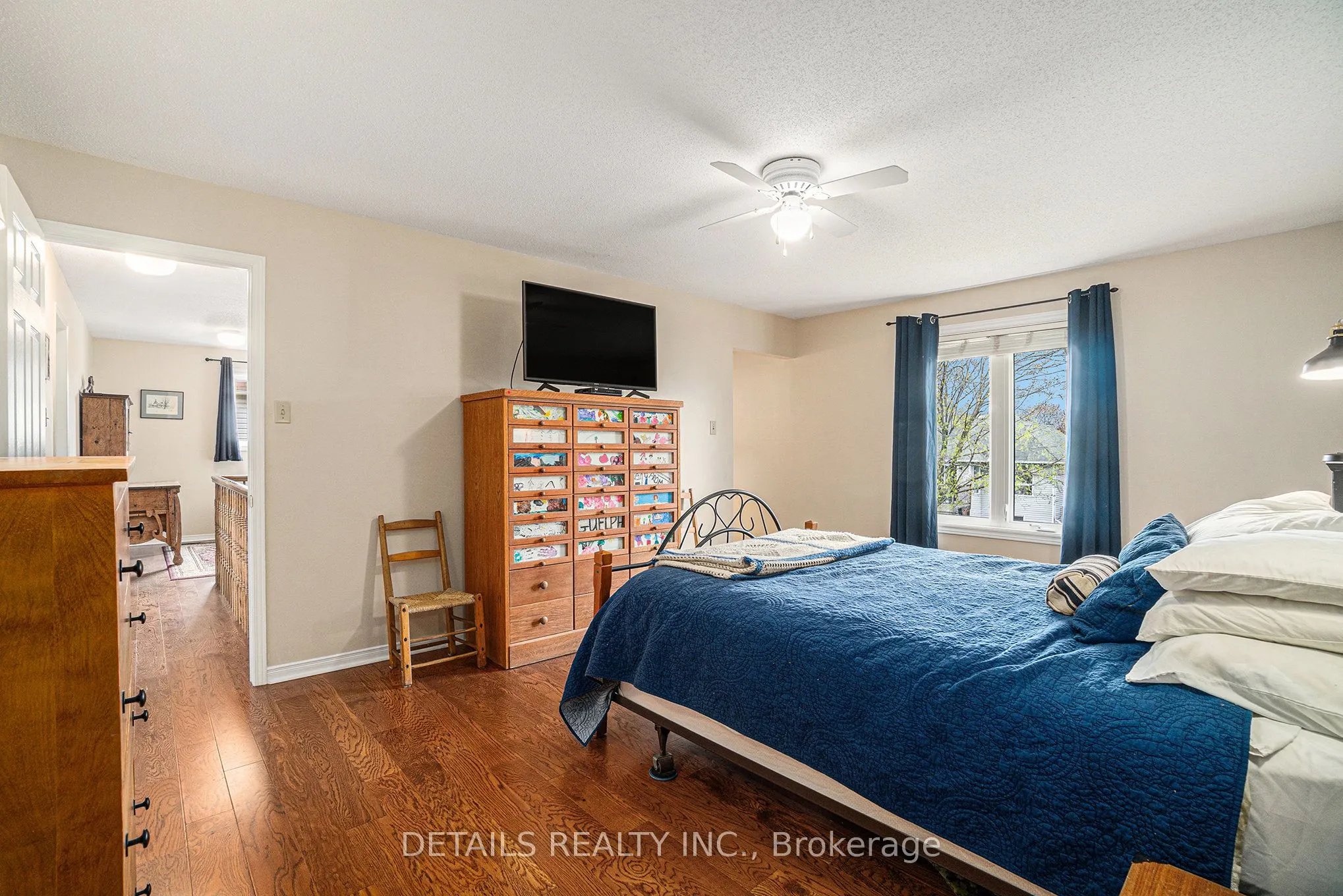 221 Macdougall Street