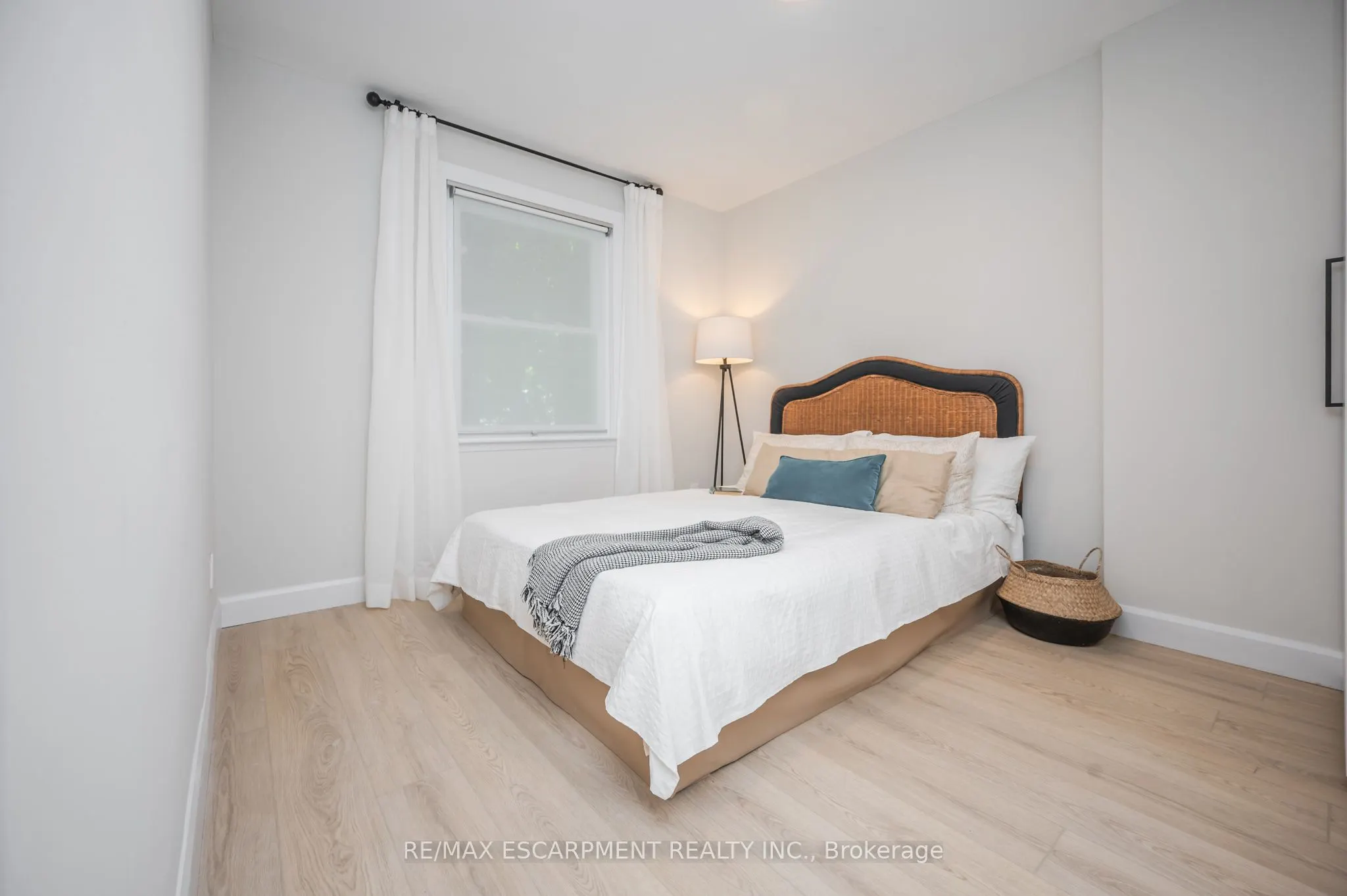 45 Glengrove Avenue