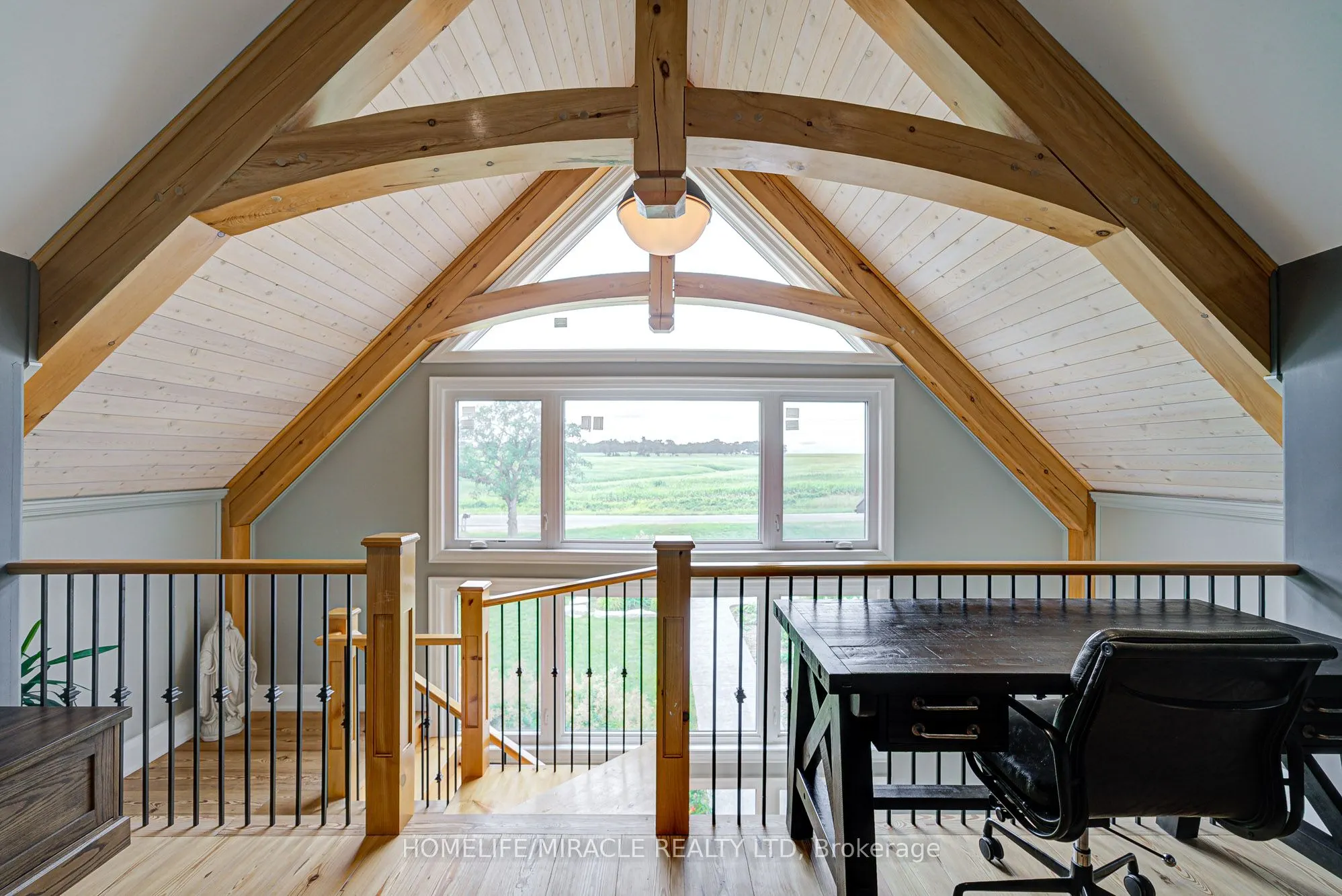 9214 Oak Ridges Drive