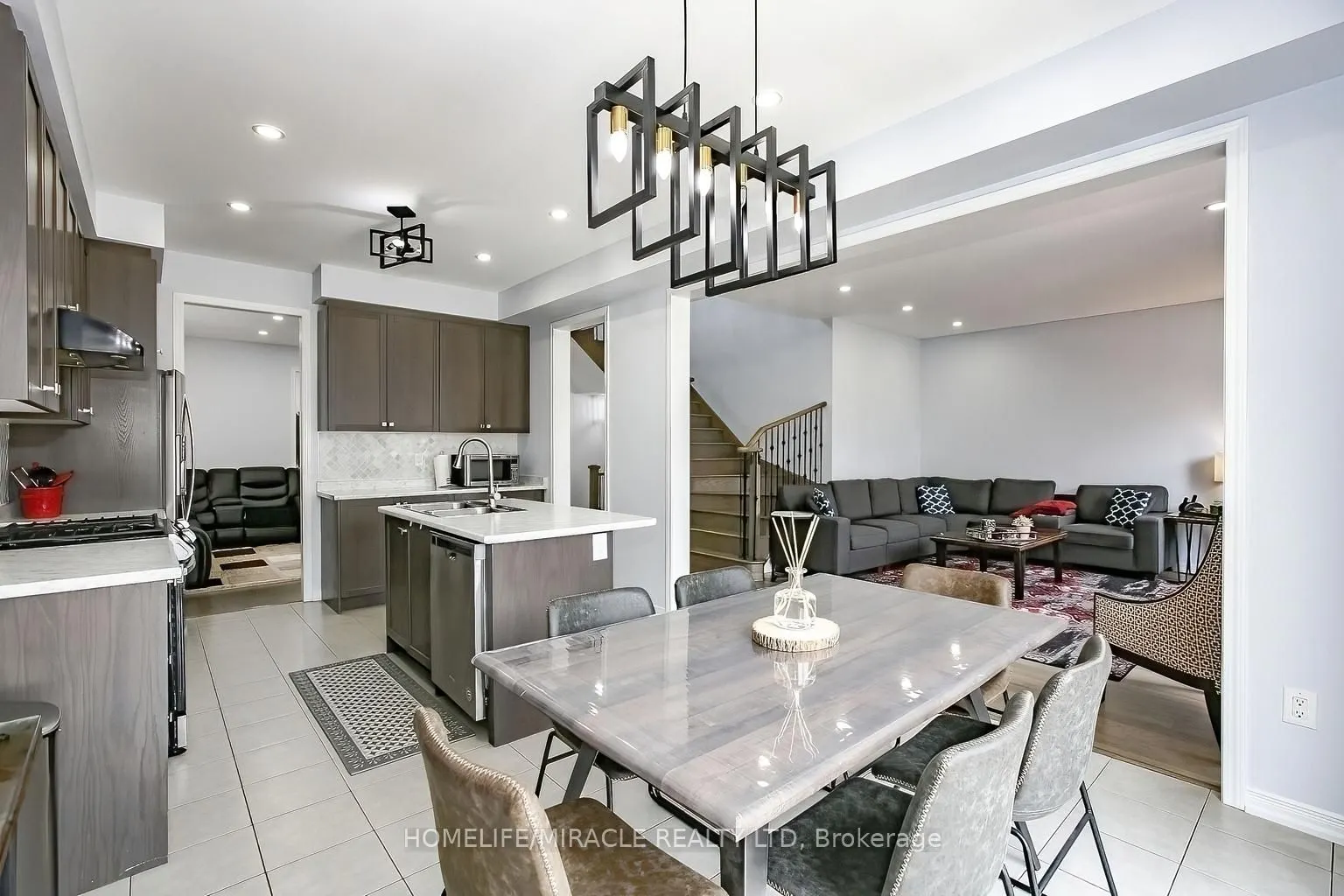 154 Munro Circle