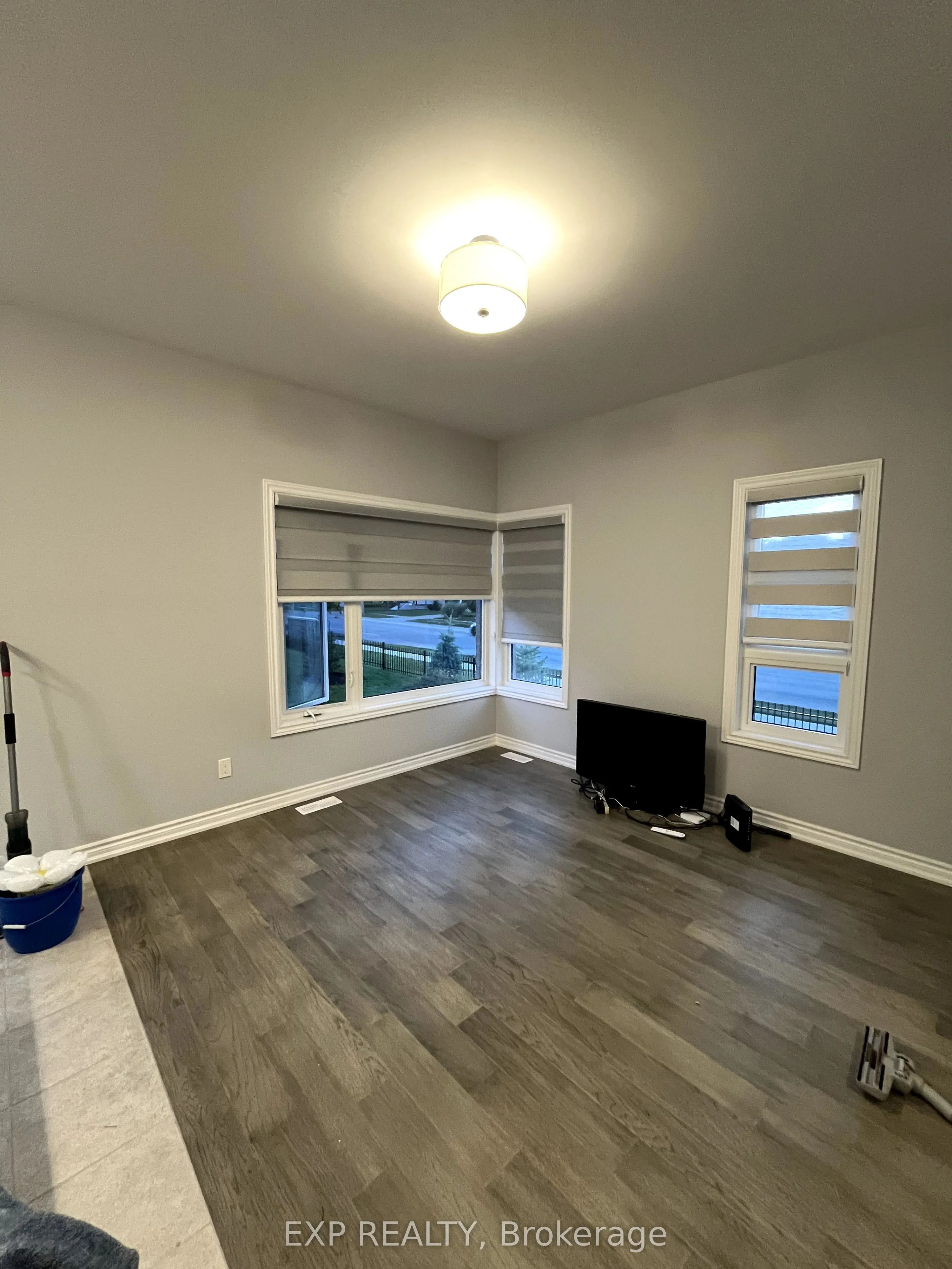5672 Dorchester Road, #16