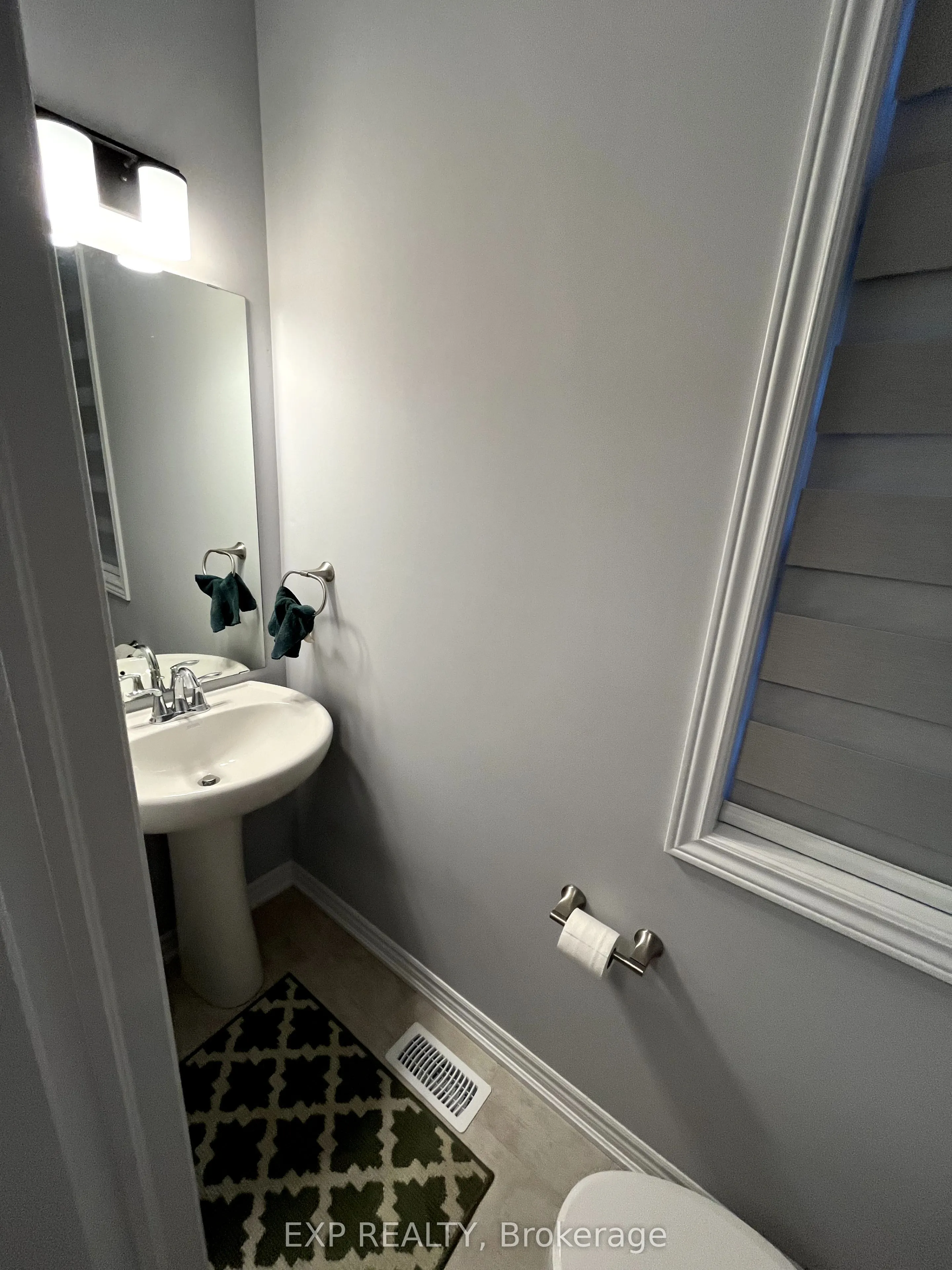 5672 Dorchester Road, #16