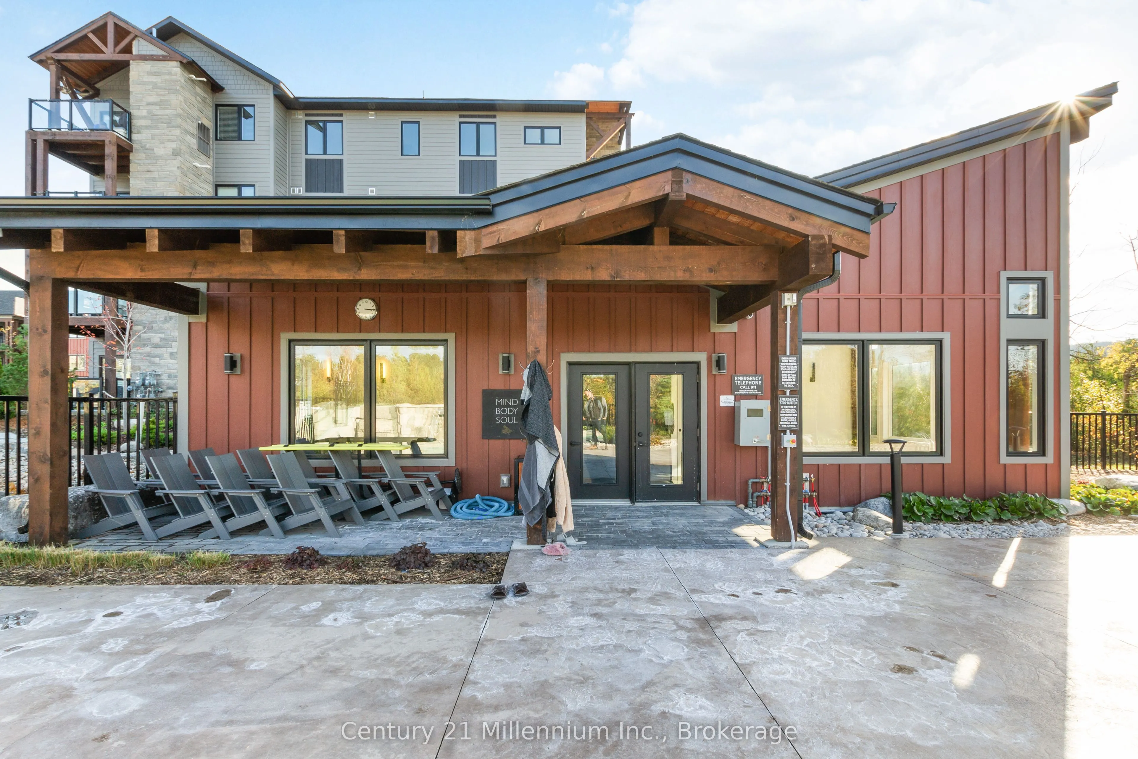 20 BECKWITH Lane, #306