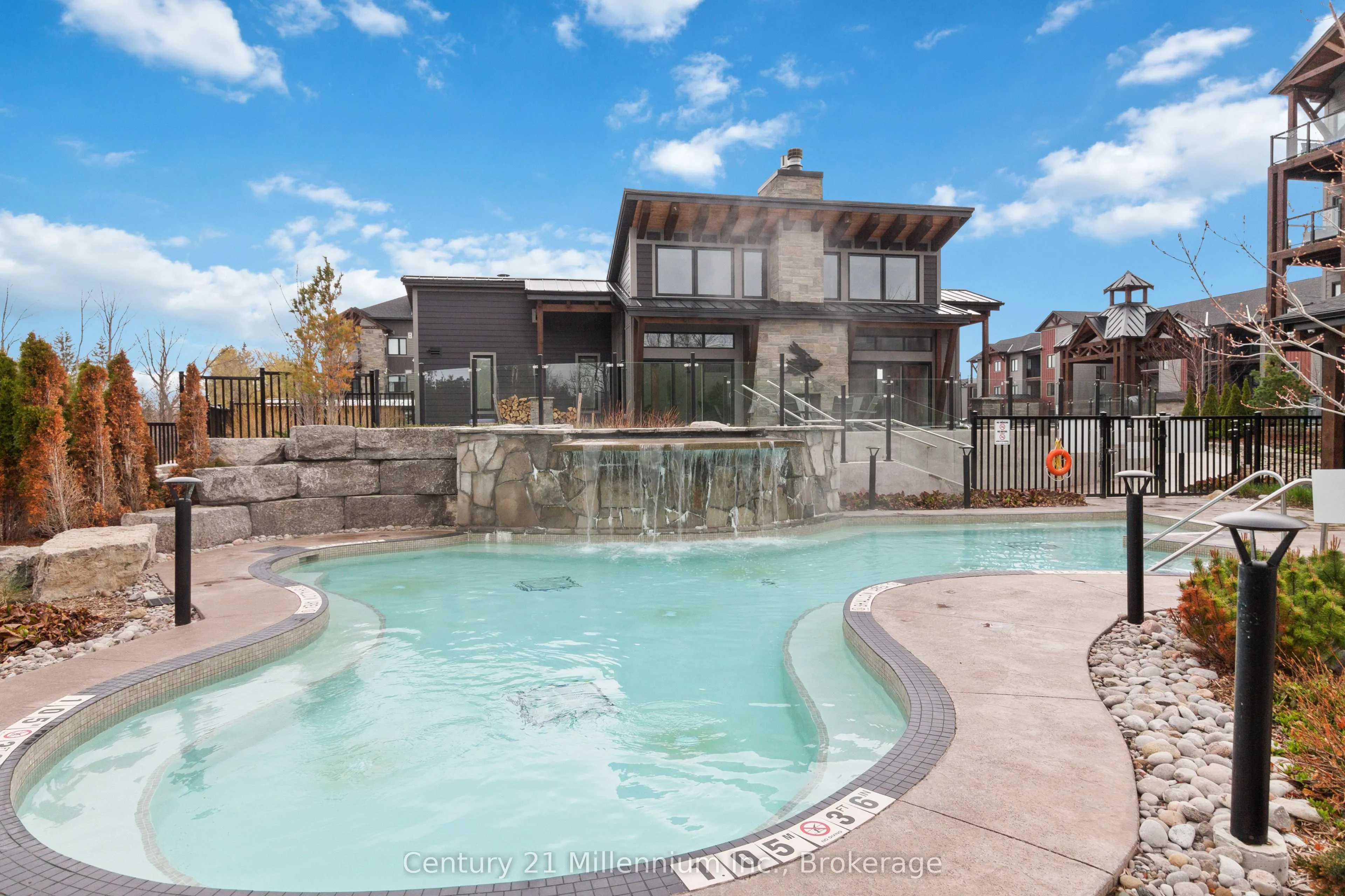 20 BECKWITH Lane, #306