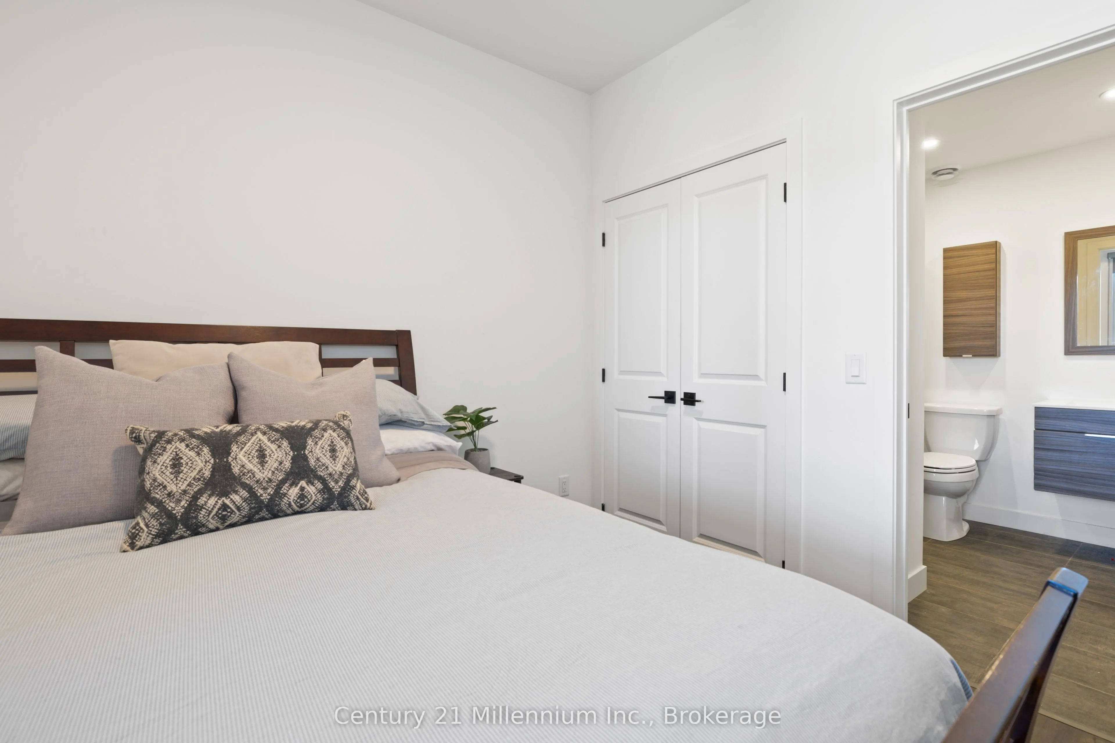 20 BECKWITH Lane, #306