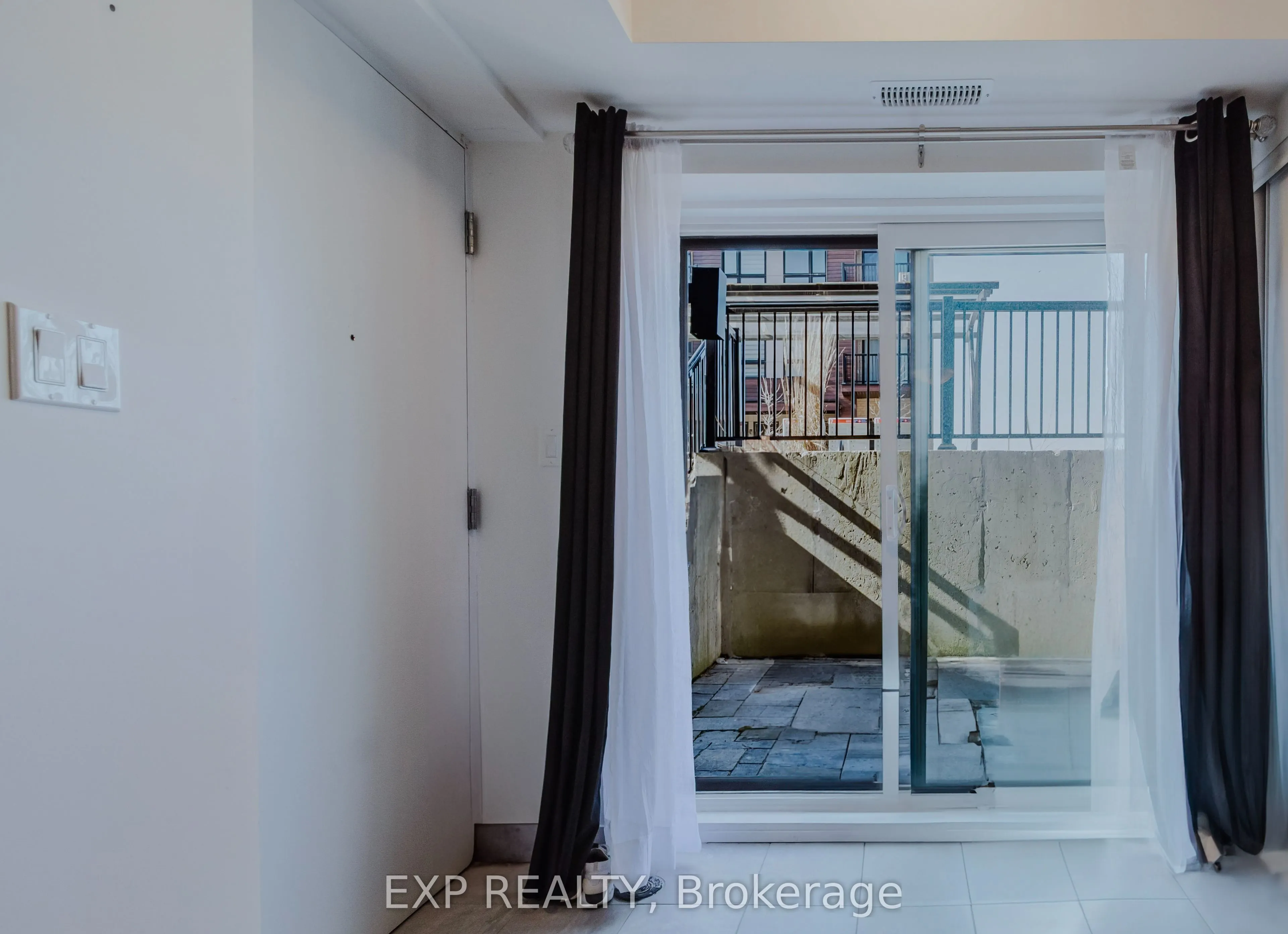 20 Palace Street, #13